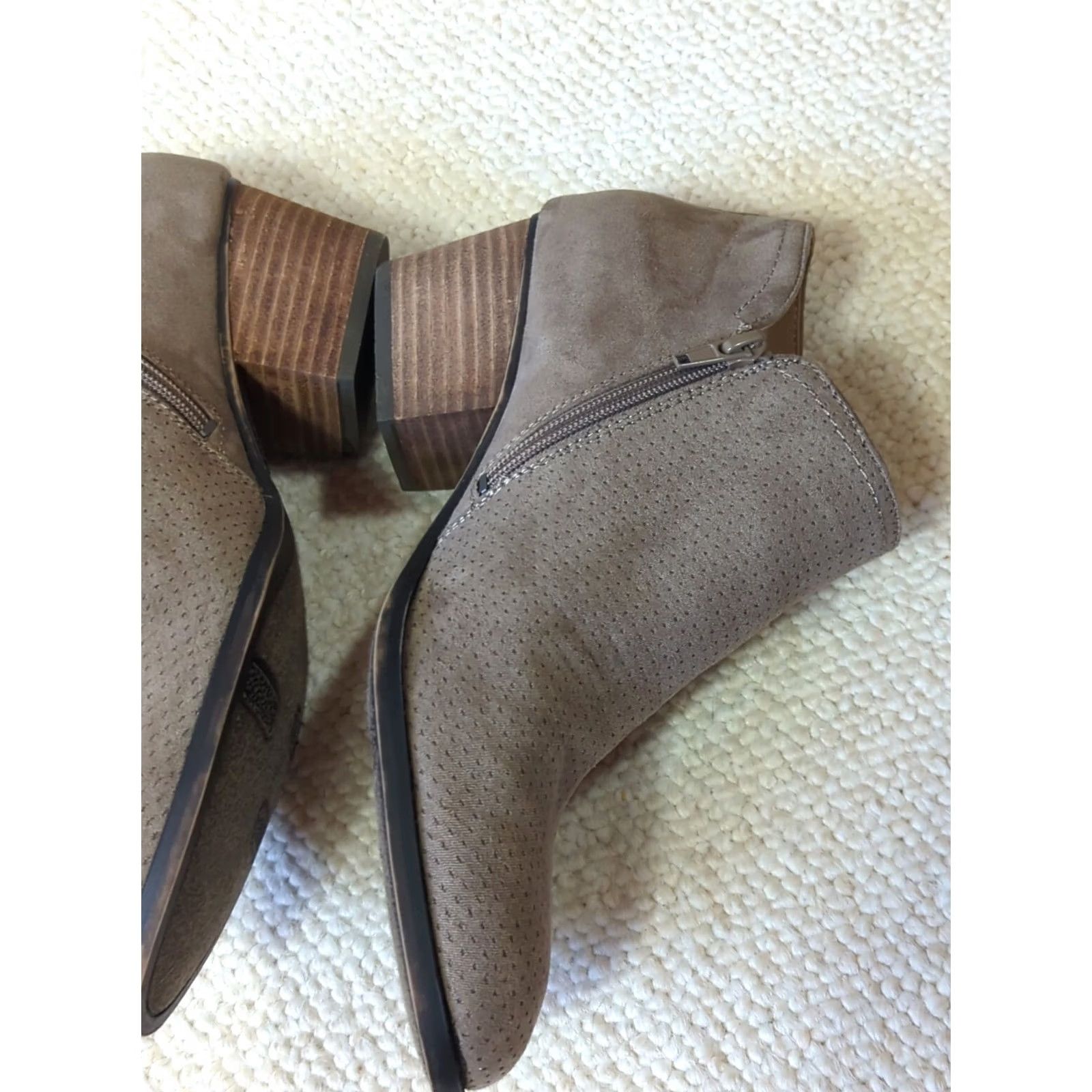 Vintage LIFE STRIDE Blake ankle boots Womens 9.5 ash Tan/Beige Solid Fabric Zip Comfort Cushioned City Vintage: No Size US 10 / IT 40 - 3 Thumbnail