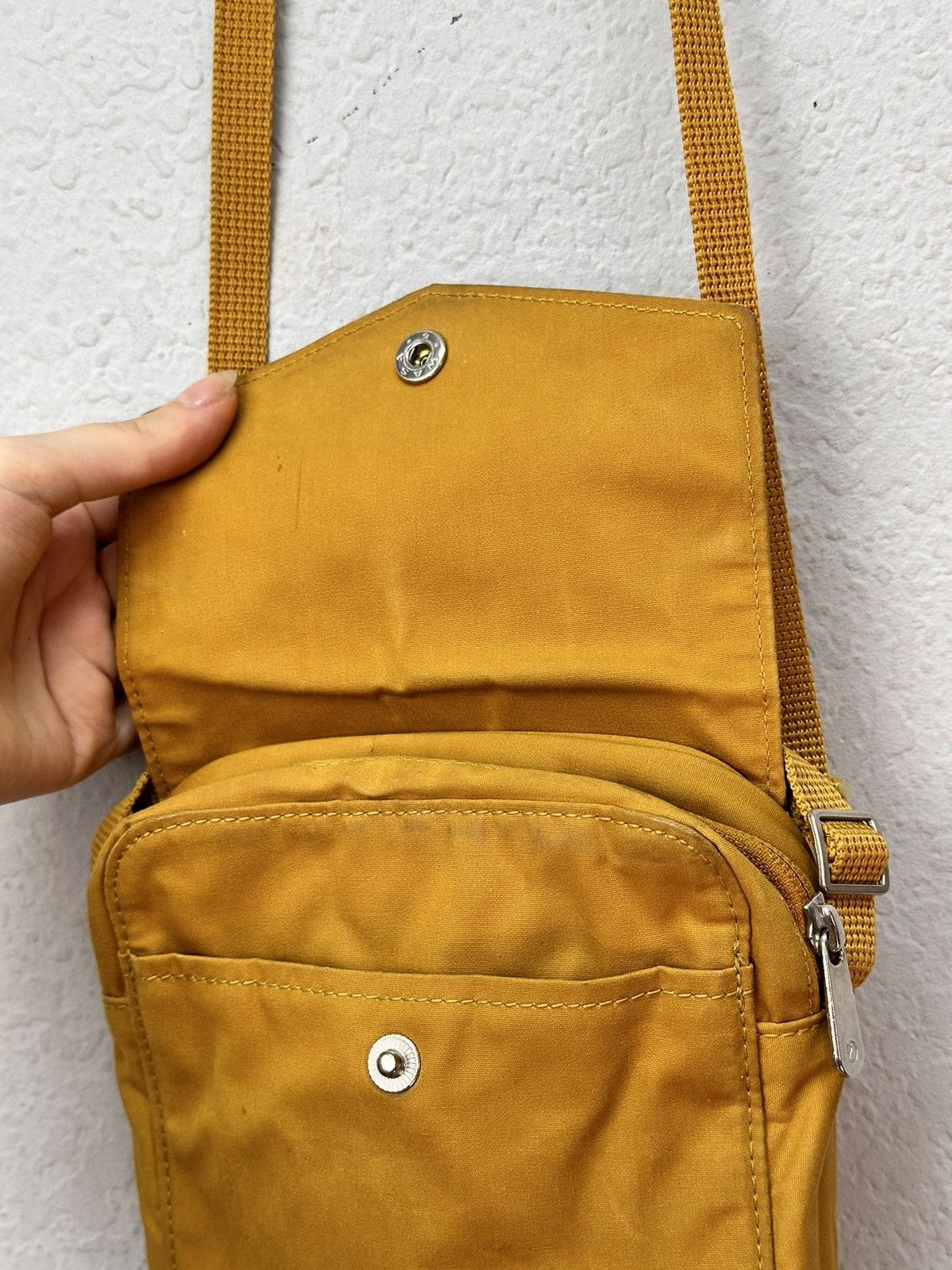Fjallraven Vintage Fiallraven messenger Y2K bag Sling Bag Diesel GOA Size ONE SIZE - 11 Thumbnail