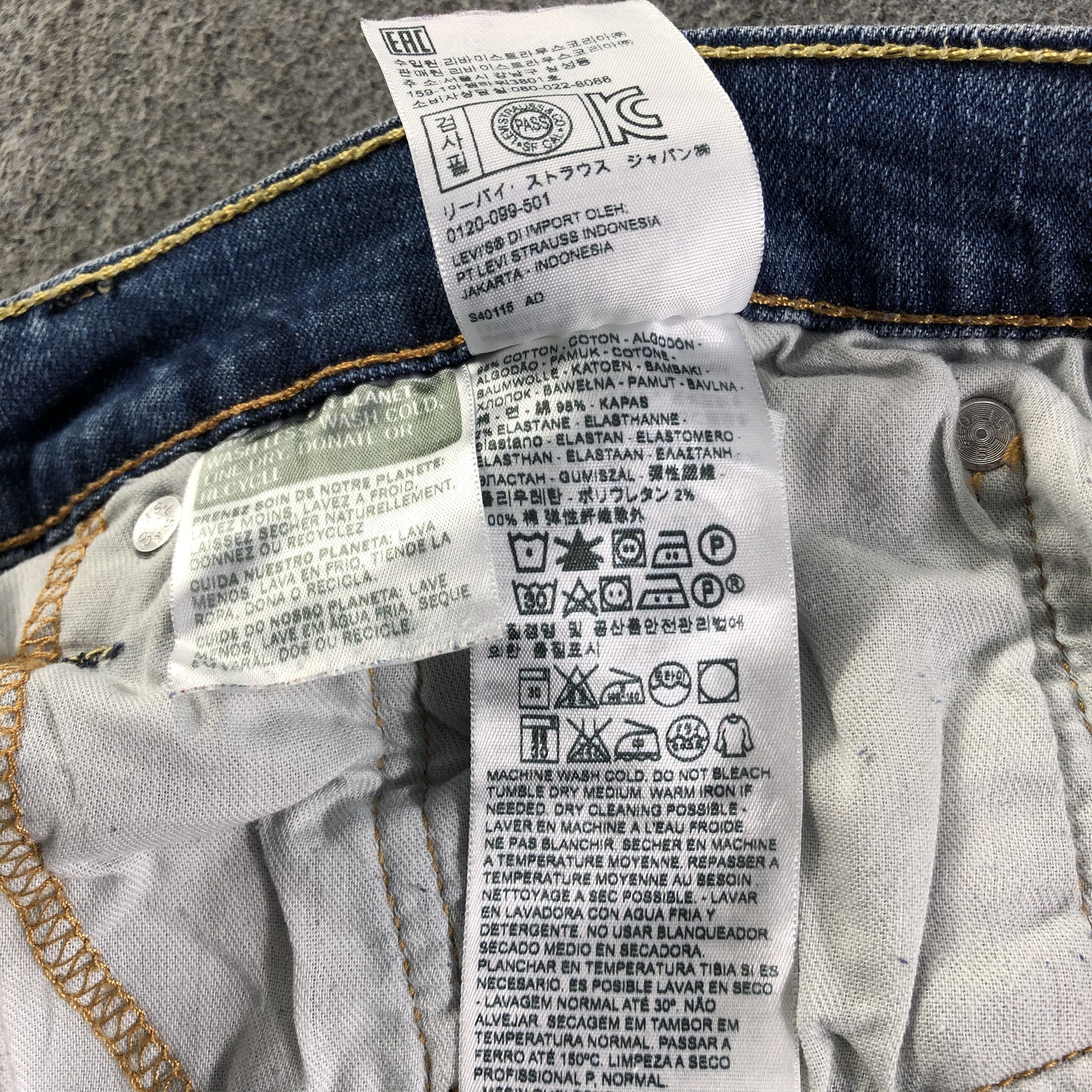 Levi's Vintage Blue Wash Levis 541 Jeans-J3116 Size US 40 / EU 56 - 12 Thumbnail