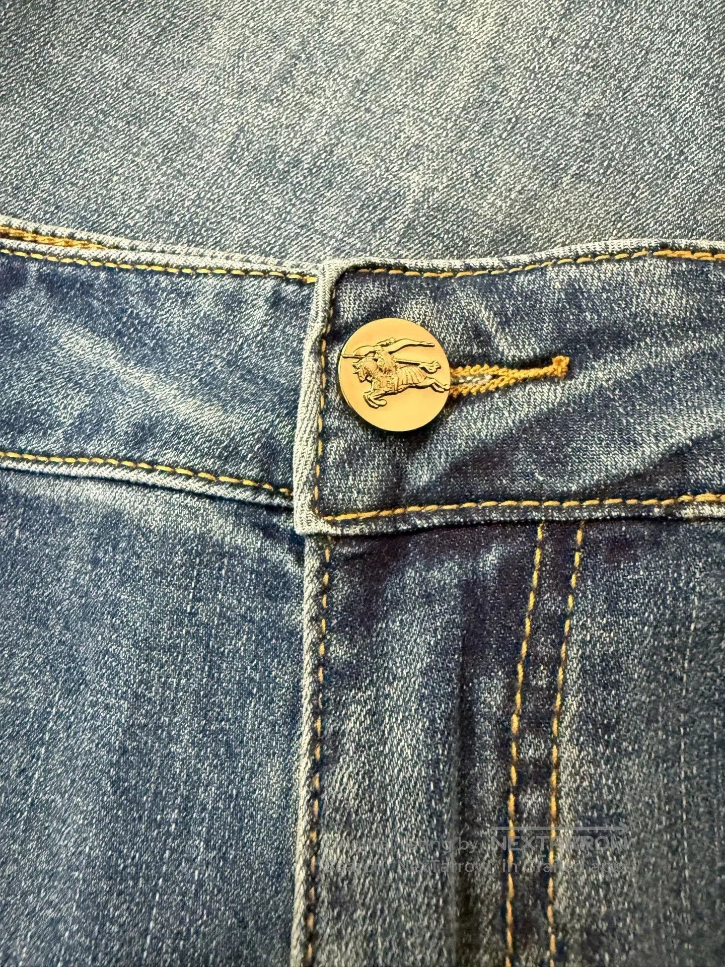 Burberry Burberry Spring Summer Light Blue Jeans. Size 31" - 3 Thumbnail