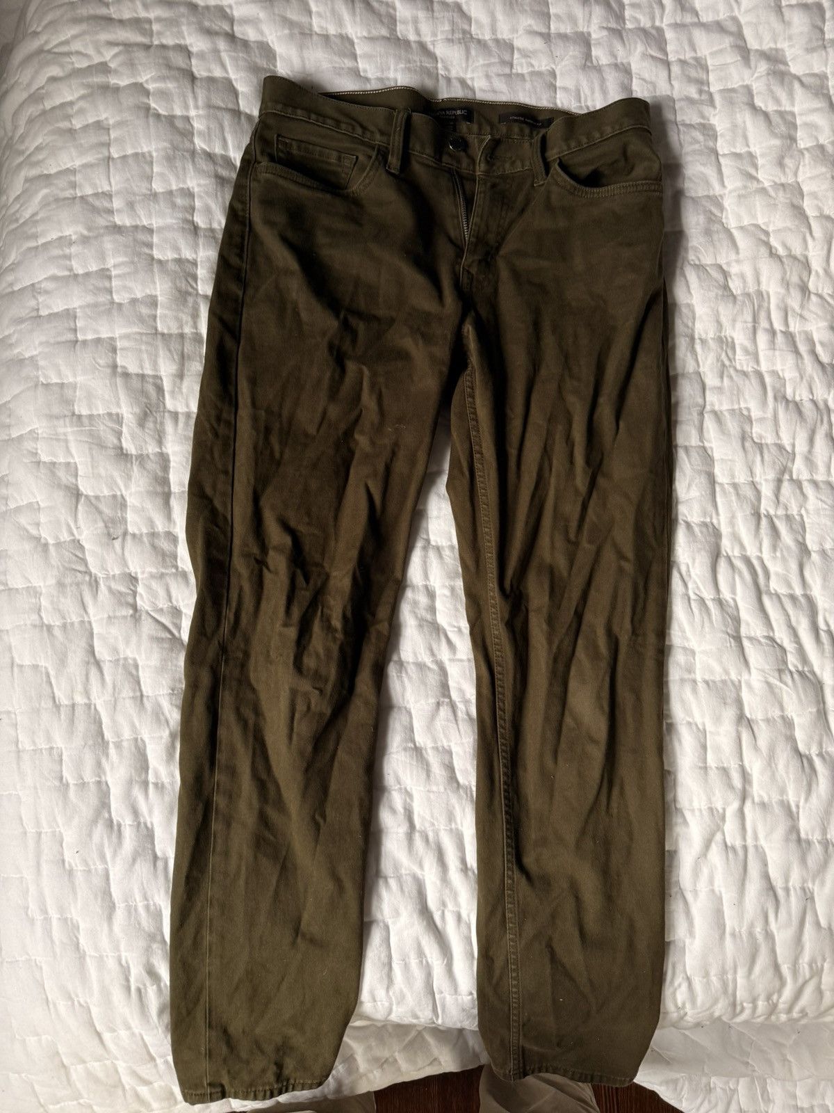 Banana Republic olive banana republic traveler panda 30x30 Size US 30 / EU 46 - 1 Thumbnail