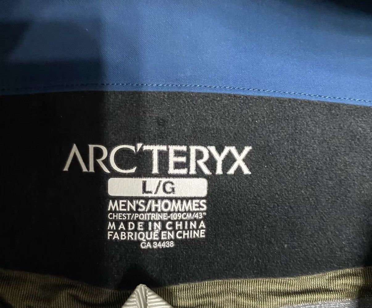 Arc'teryx Blue Hooded Zip-Front Jacket Size L Size US L / EU 52-54 / 3 - 6 Thumbnail