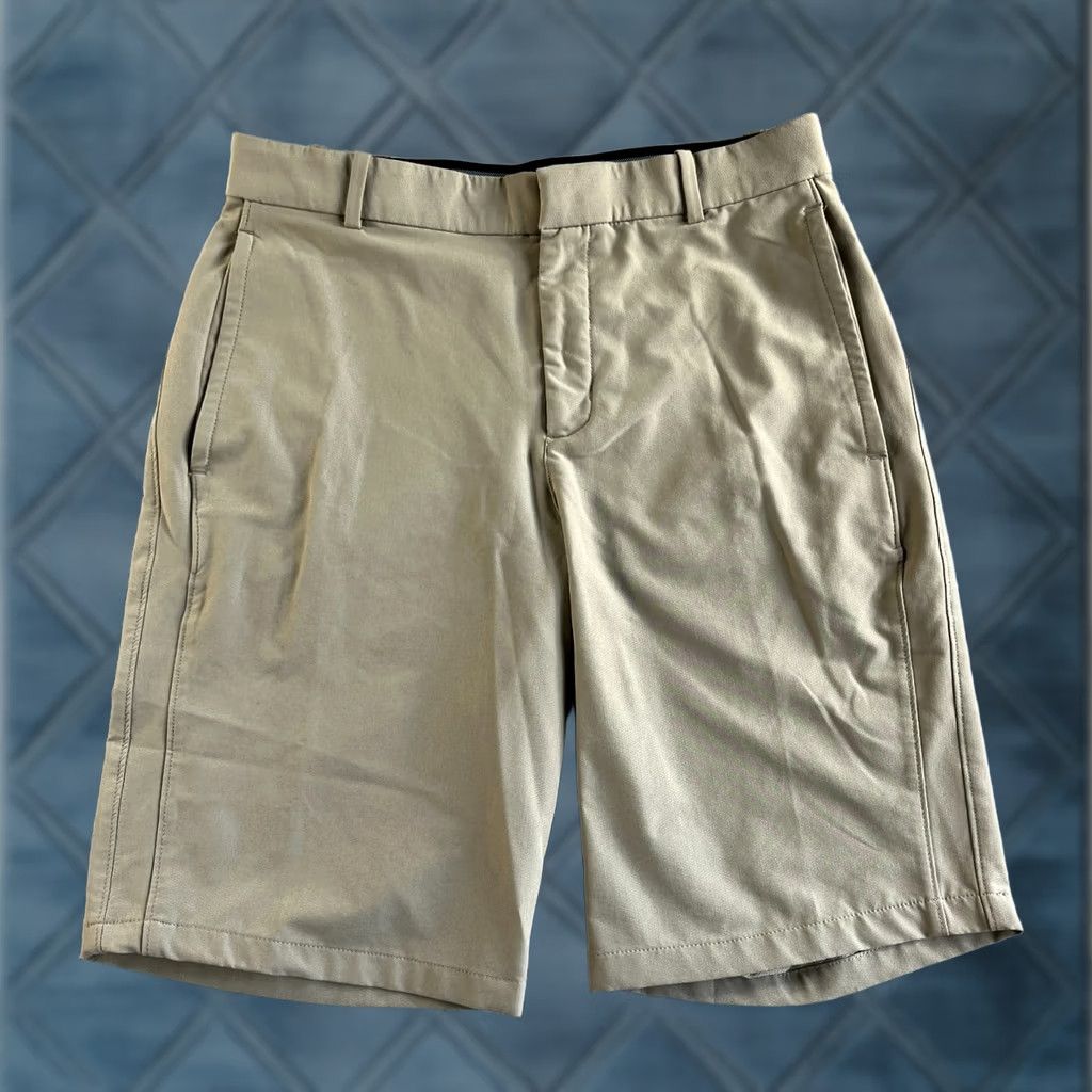 Nike Nike Shorts Mens 30 Beige Chino Dri-Fit Golf Stretch Waist Front Button Logo Embroidered Casual Travel Workwear Mens Regular Satin Non-Tag N/A Size US 30 / EU 46 - 1 Thumbnail