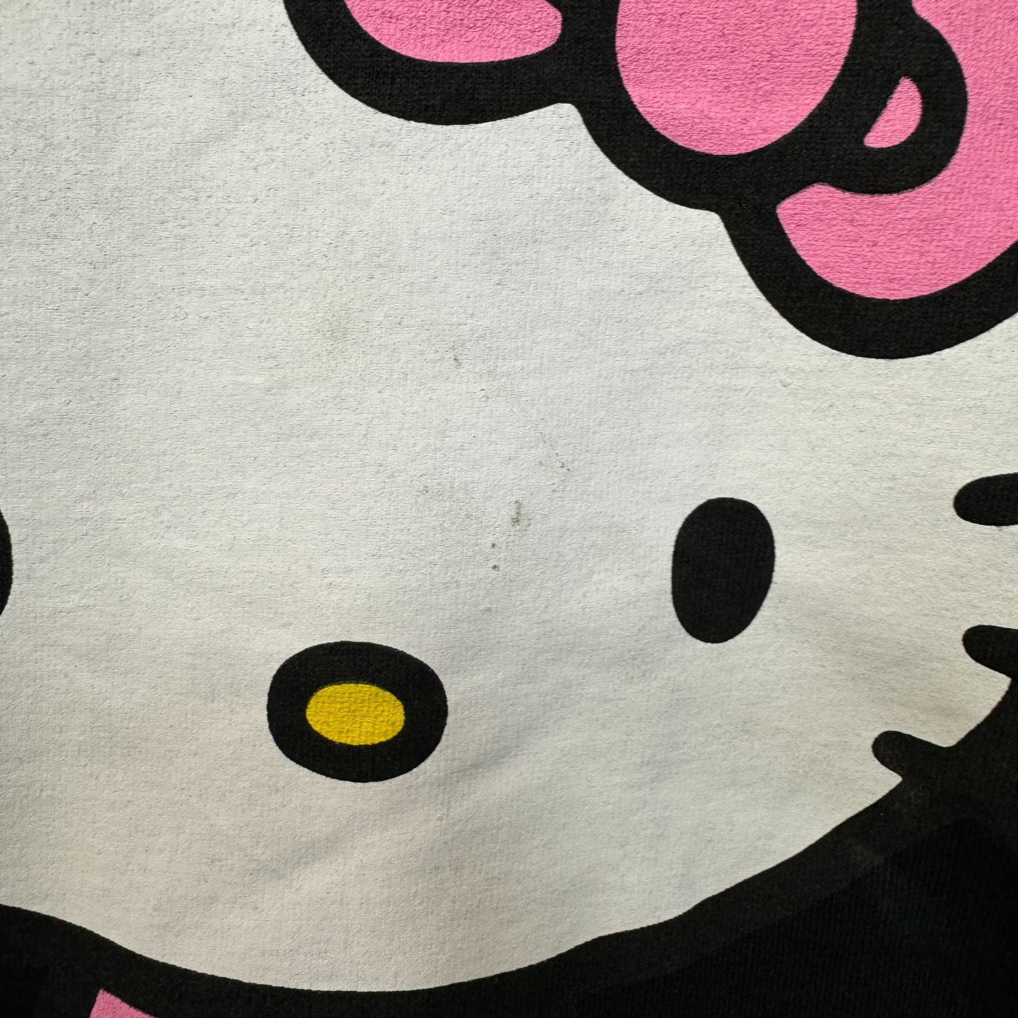 Other Hello Kitty Sitting Sideways Kawaii Anime Sanrio Tee M Size US M / EU 48-50 / 2 - 5 Thumbnail