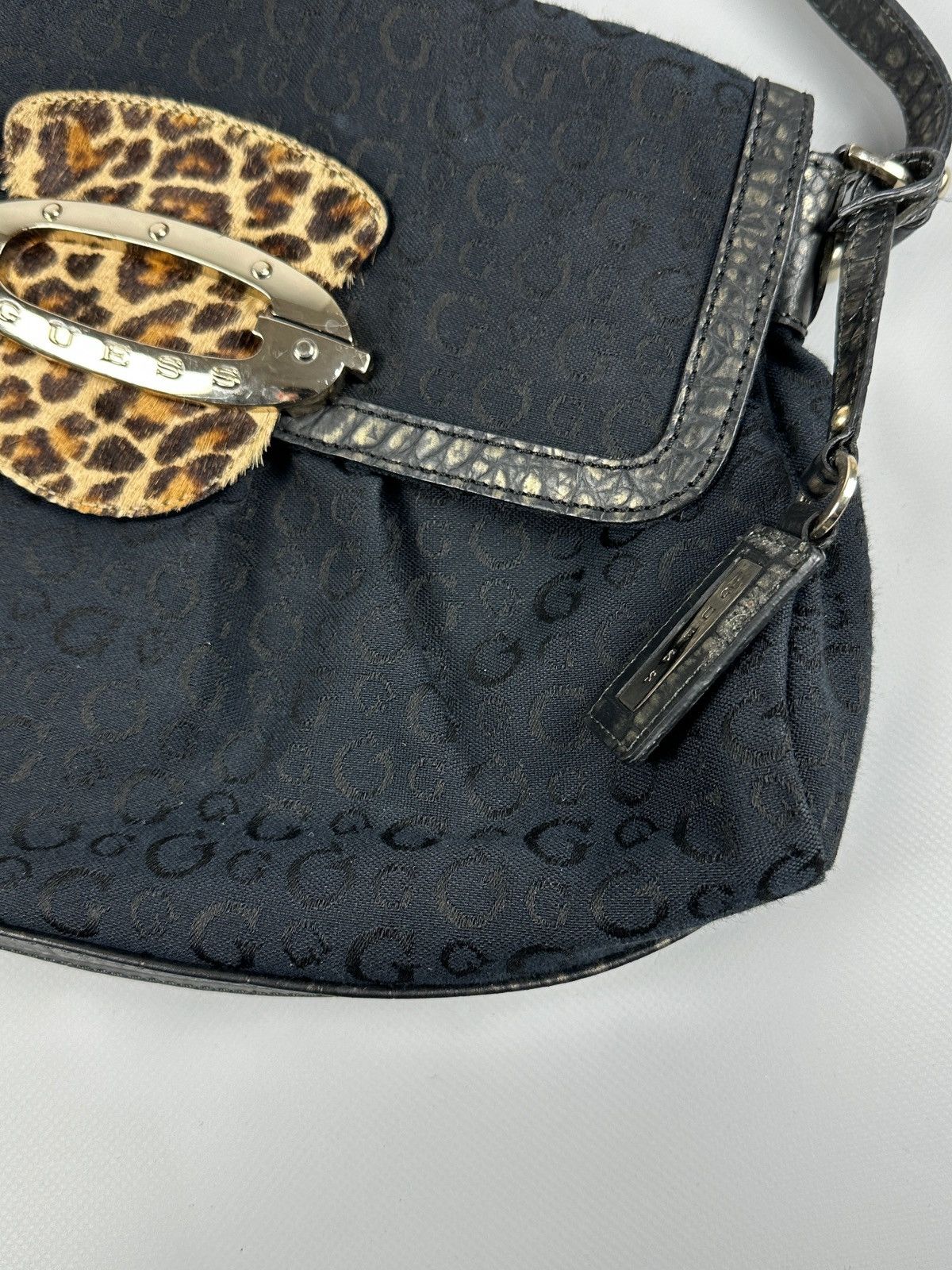 Guess Vintage Guess Y2K Monogram Leopard Print Shoulder Hobo Bag Size ONE SIZE - 6 Thumbnail