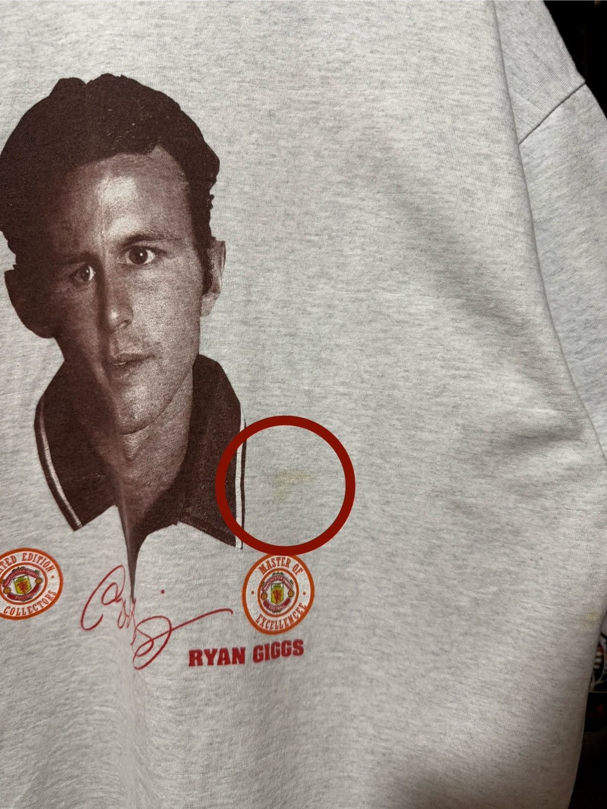 Vintage Vintage 90’s Manchester United Ryan Giggs Soccer T-Shirt Size US XL / EU 56 / 4 - 7 Thumbnail