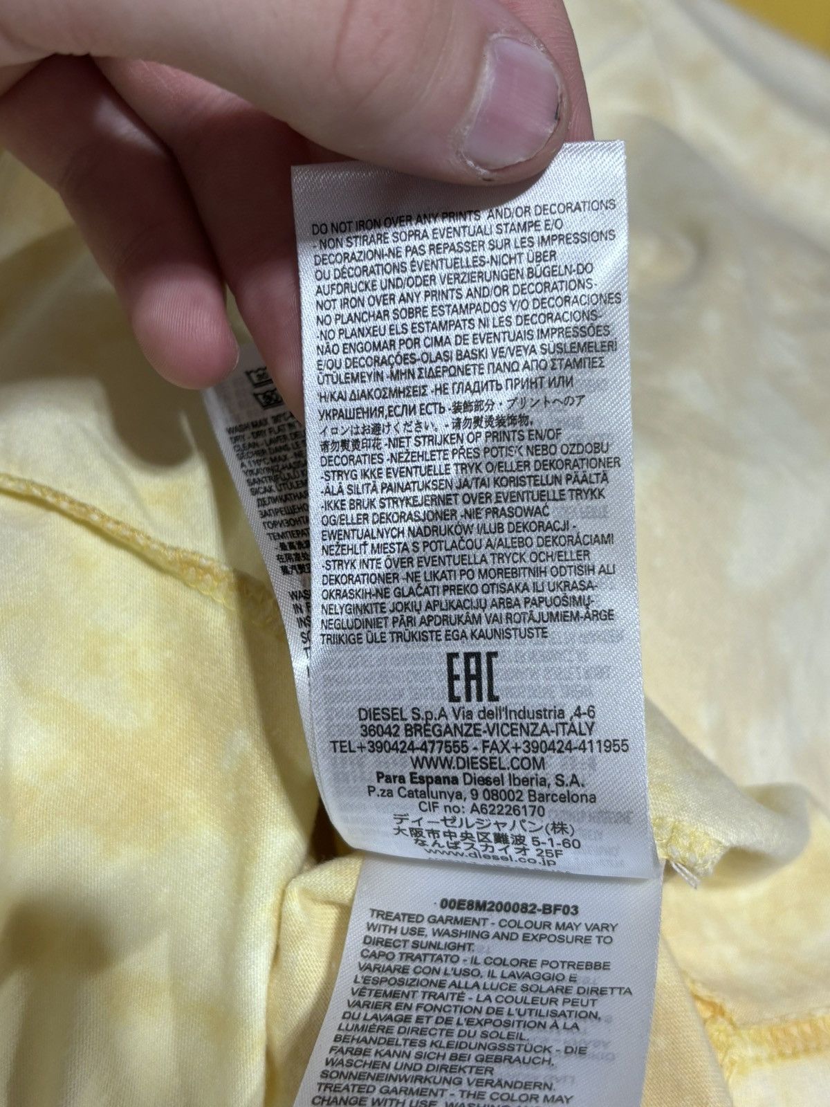 Diesel Diesel Tye Die Yellow Tee Size US XL / EU 56 / 4 - 8 Thumbnail
