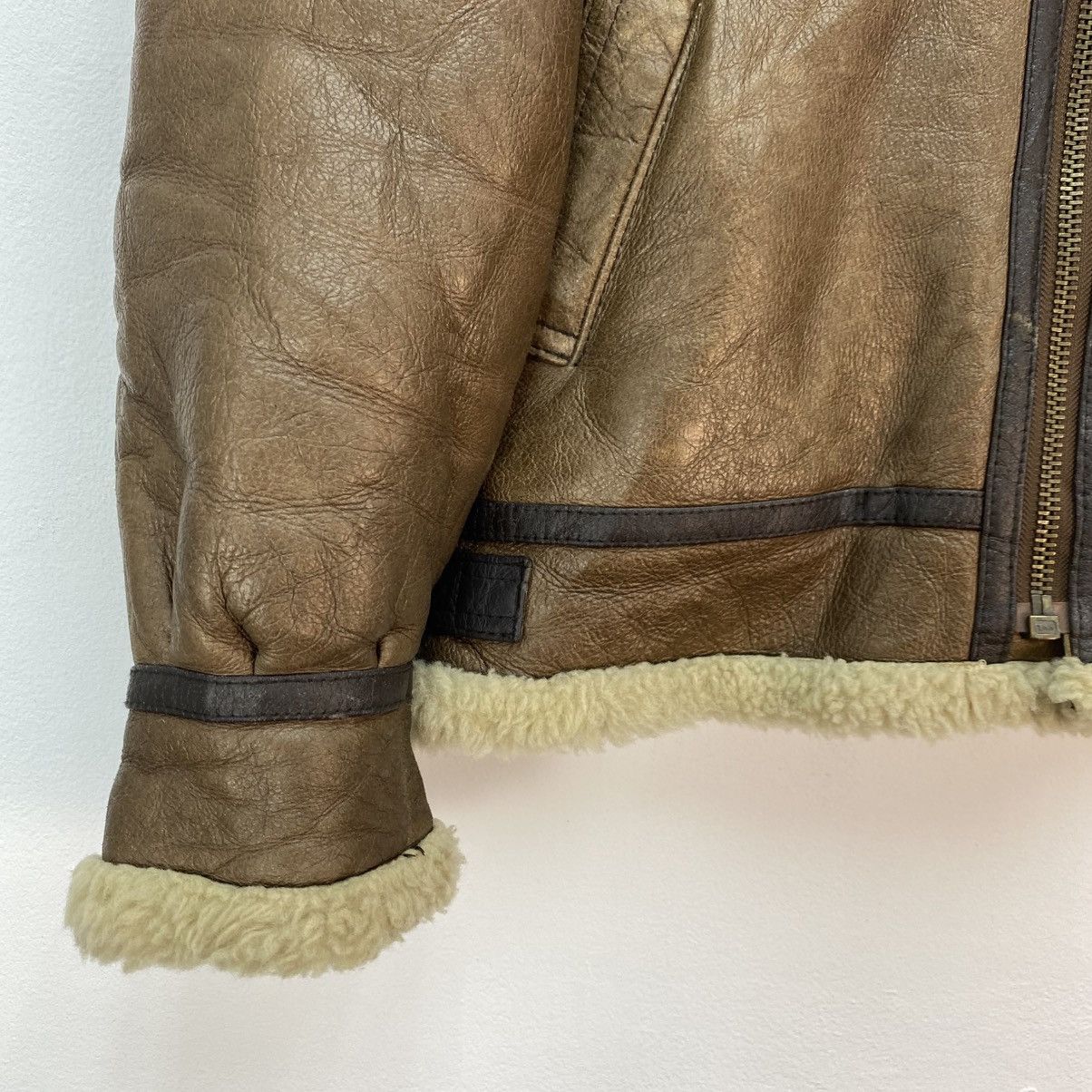 Avirex 💥Vintage Combat Clothing Co sheepskin leather flight jacket Size US M / EU 48-50 / 2 - 5 Thumbnail