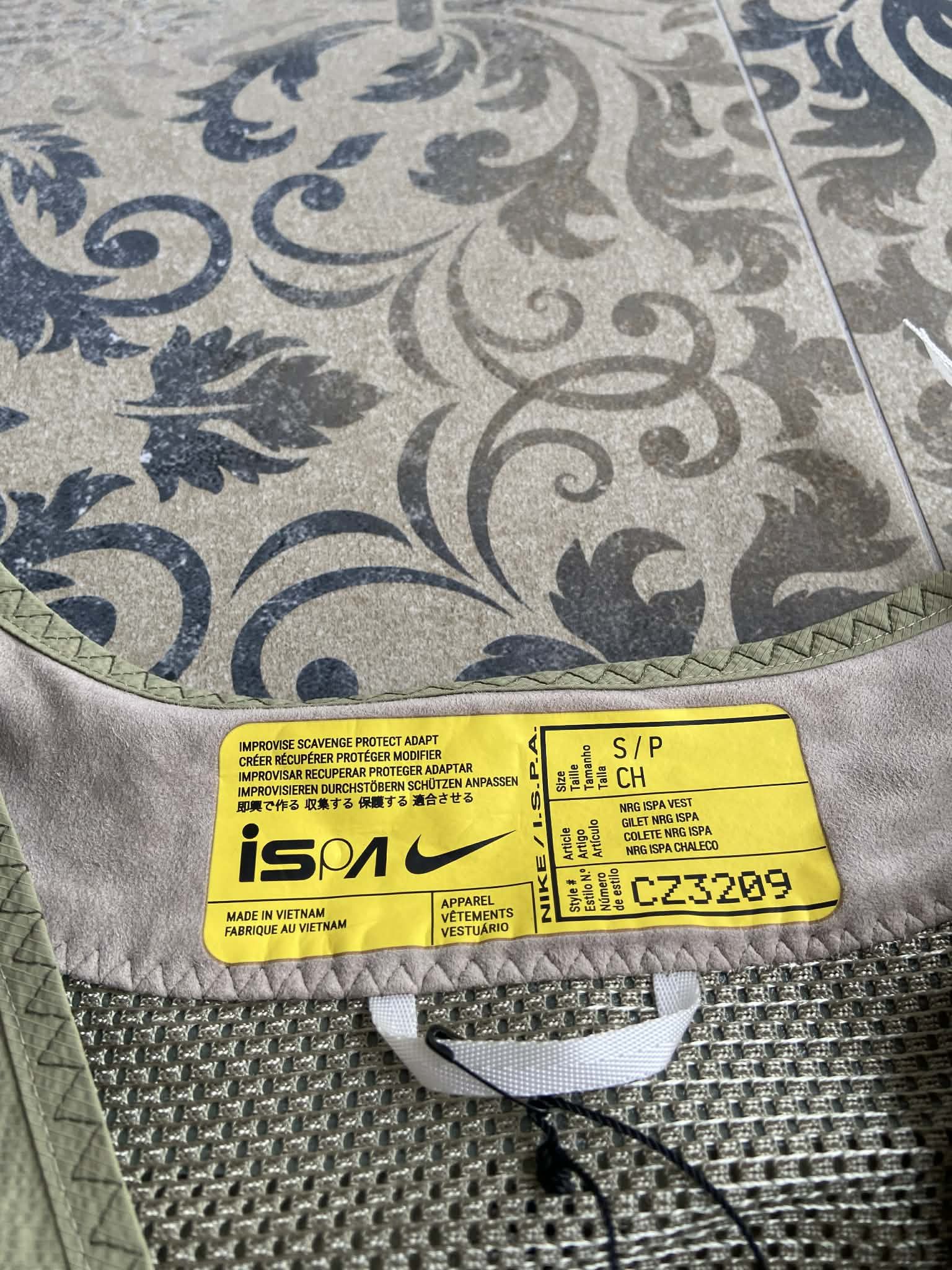 Nike Nike Ispa Vest Khaki Army rare new size s Size US S / EU 44-46 / 1 - 2 Thumbnail