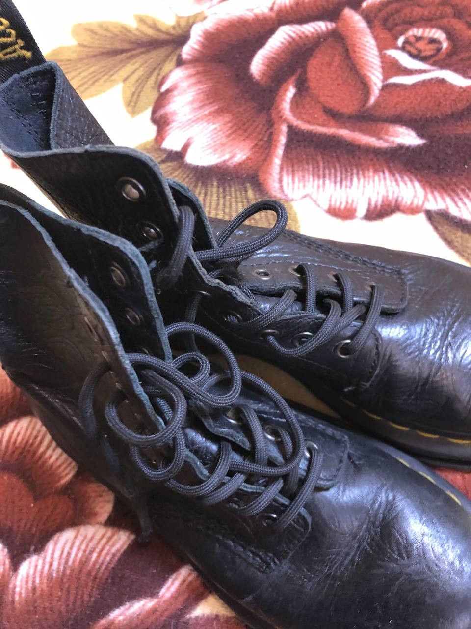 Dr. Martens Dr Martens 1460 FLAMES EMBOSS LEATHER LACE UP BOOTS Size US 6 / IT 36 - 5 Thumbnail