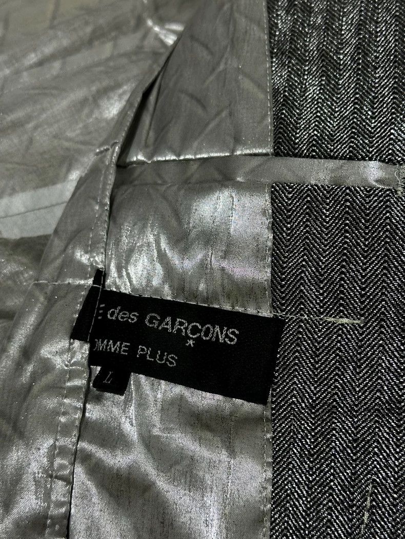 Comme des Garcons Comme Des Garcons Silver-lined pleated suit Size US L / EU 52-54 / 3 - 4 Thumbnail