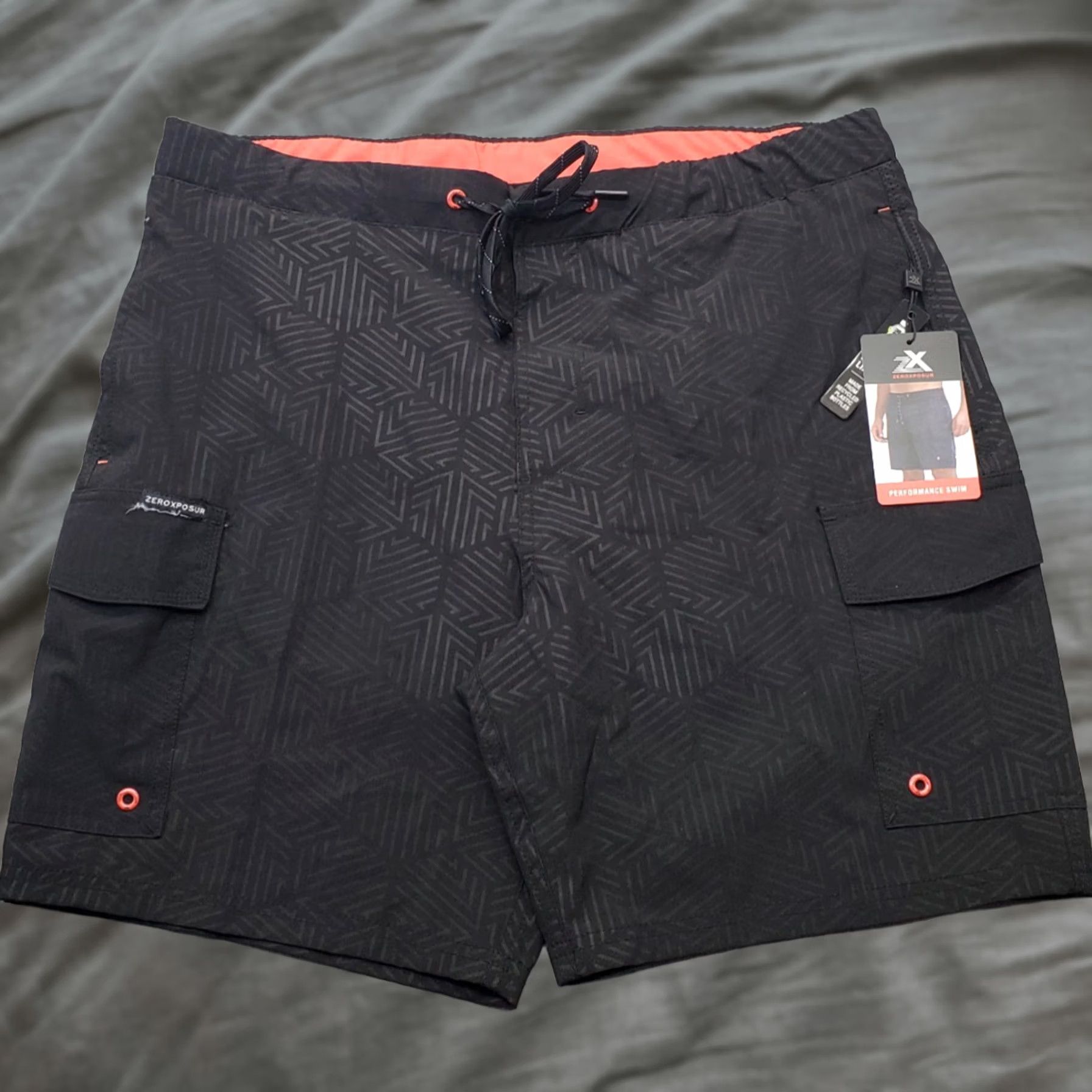 ZeroXposur ZeroXposur Swim Trunks Mens L Black Cargo Pocket Performance Stretch Drawstring Size ONE SIZE - 1 Thumbnail