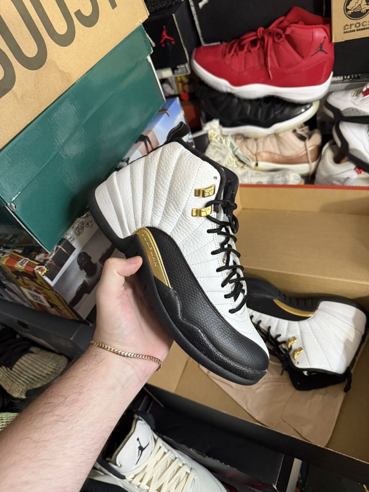 Jordan Brand Jordan retro 12 reverse taxi sz 8.5 Size US 8.5 / EU 41-42 - 1 Thumbnail