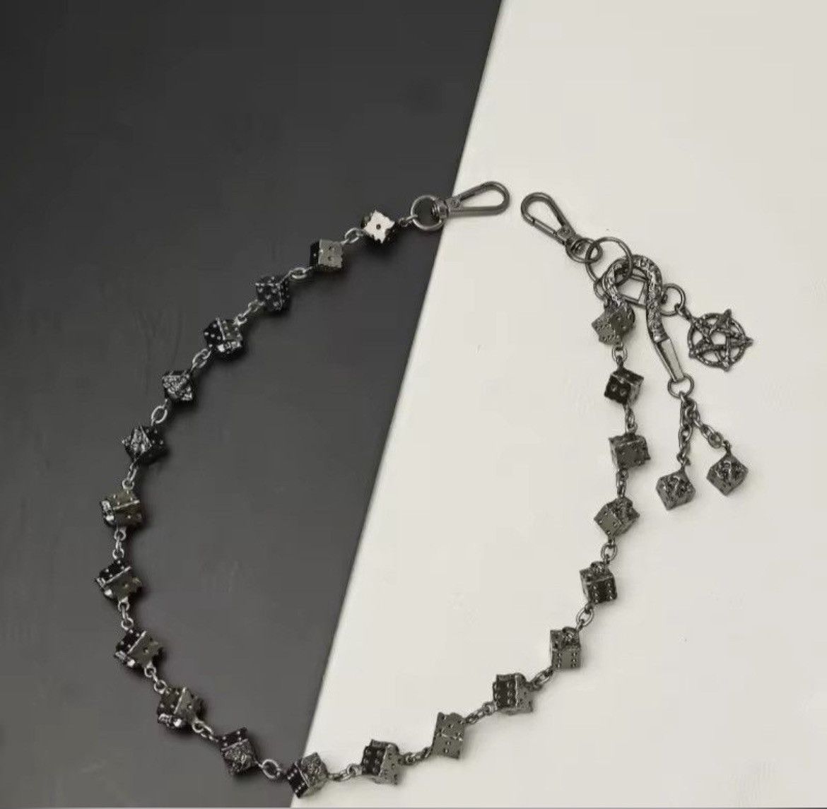 Other Dice and Skulls Rock Wallet Chain Size ONE SIZE - 4 Thumbnail
