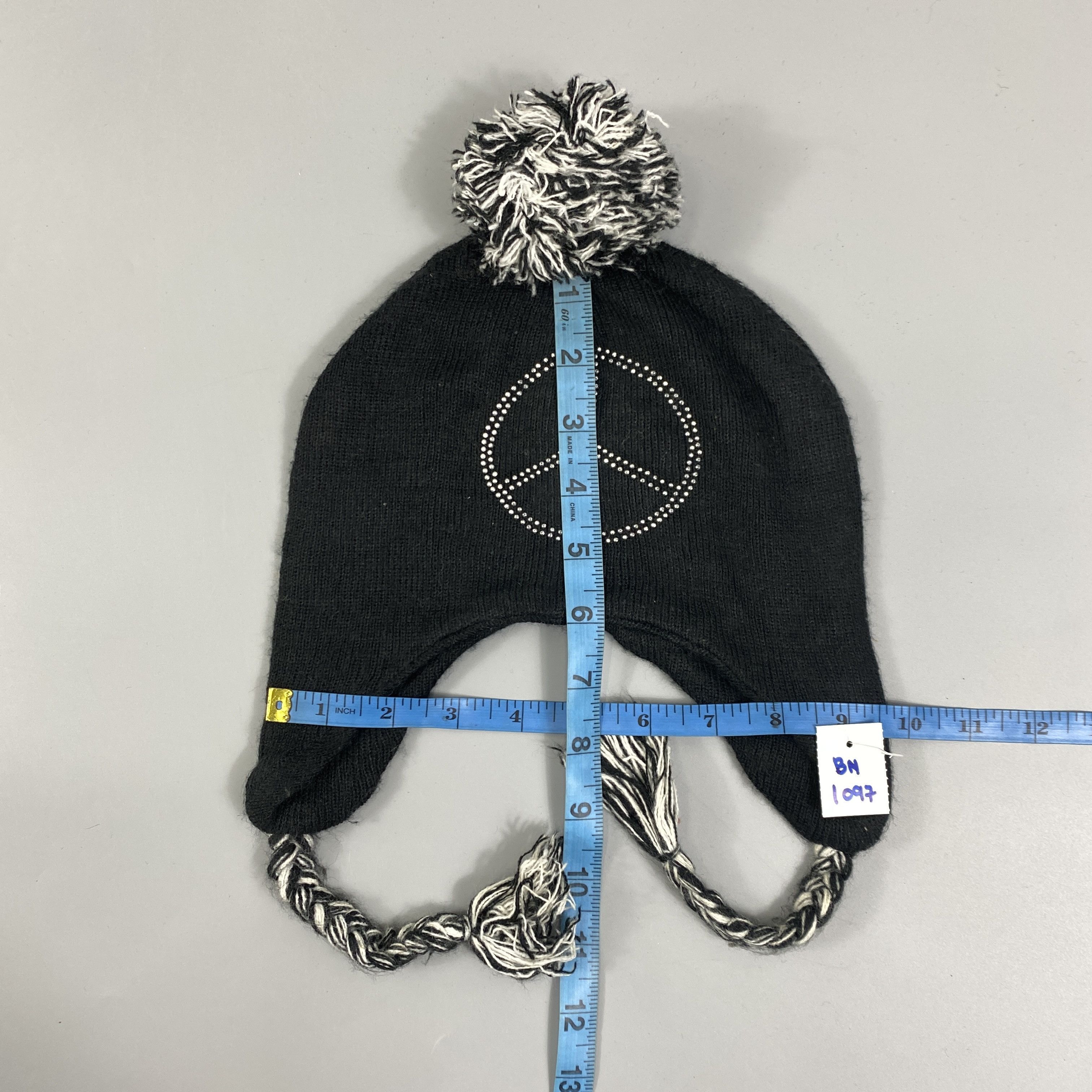 Japanese Brand Peace Ear Flap Snow Cap -BN1097 Size ONE SIZE - 5 Thumbnail