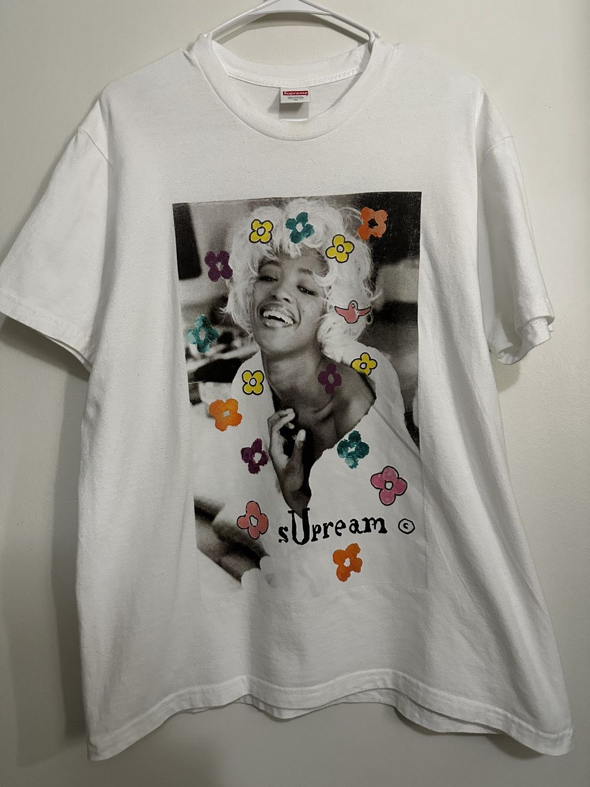 Supreme Supreme Naomi Tee | Grailed