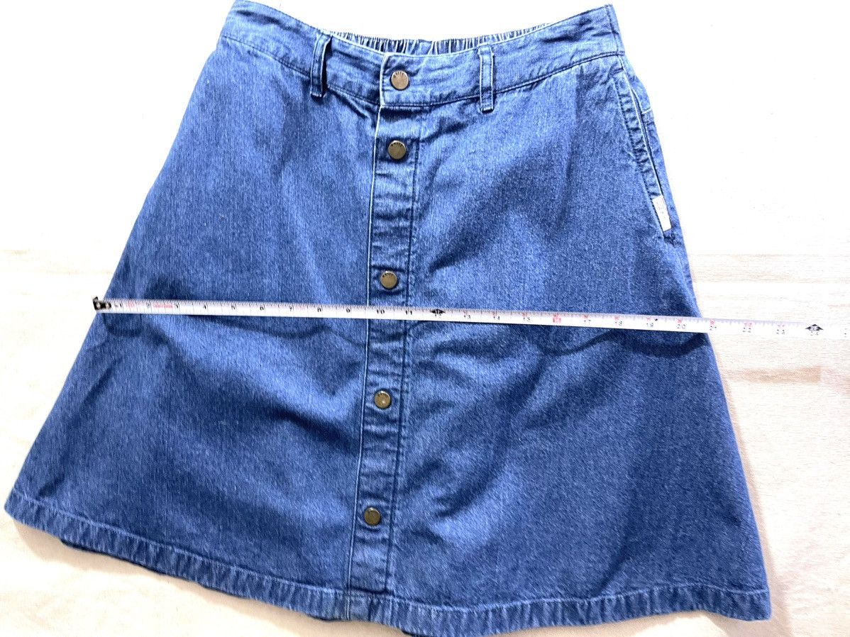 CHOCOOLATE Denim Elastic Waist A Line Faux Button Midi Skirt Size 27" / US 4 / IT 40 - 9 Thumbnail