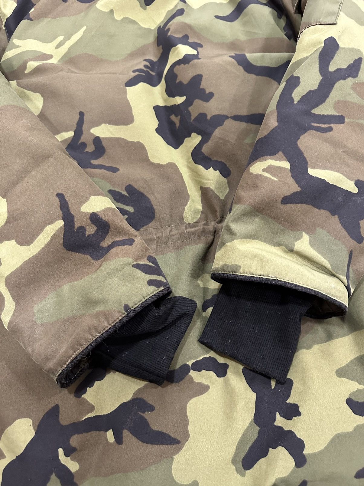 Canada Goose Men’s Canada goose expedition camouflage parka Size US XS / EU 42 / 0 - 12 Thumbnail