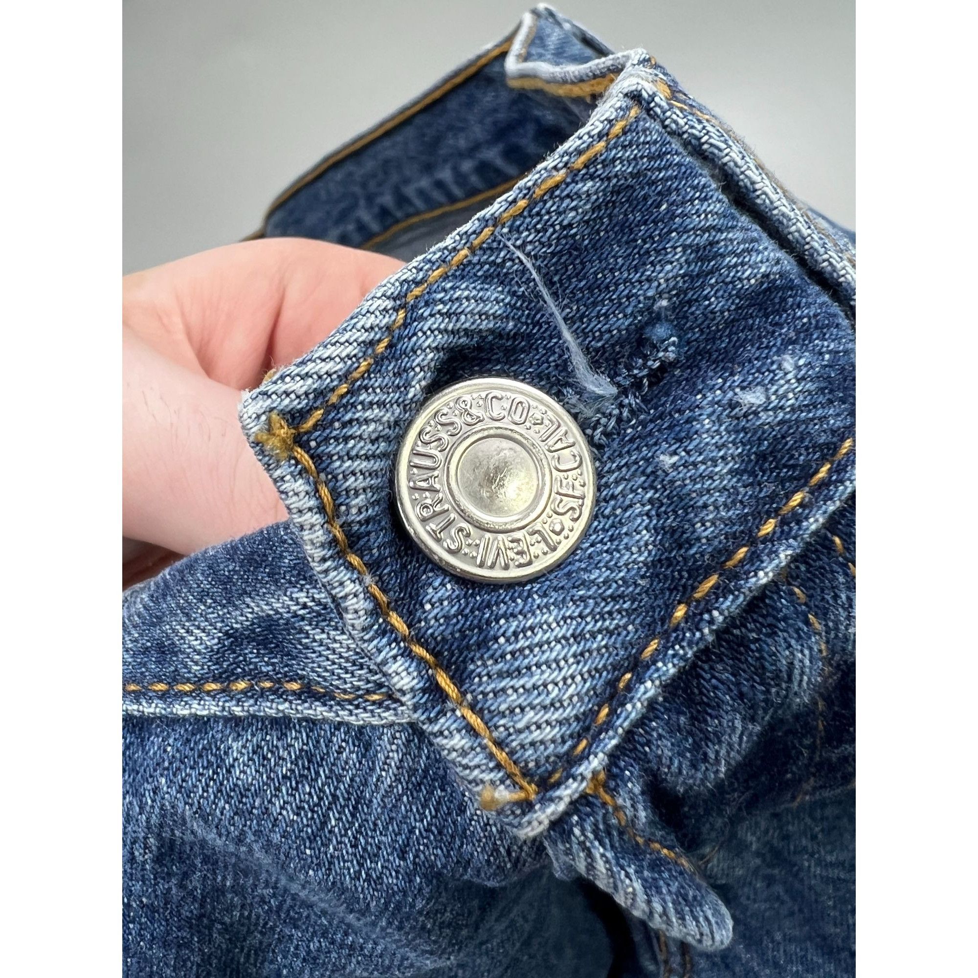 Levi's Levi’s 501 Denim Jeans Pants (Y0922) Size US 31 - 5 Thumbnail
