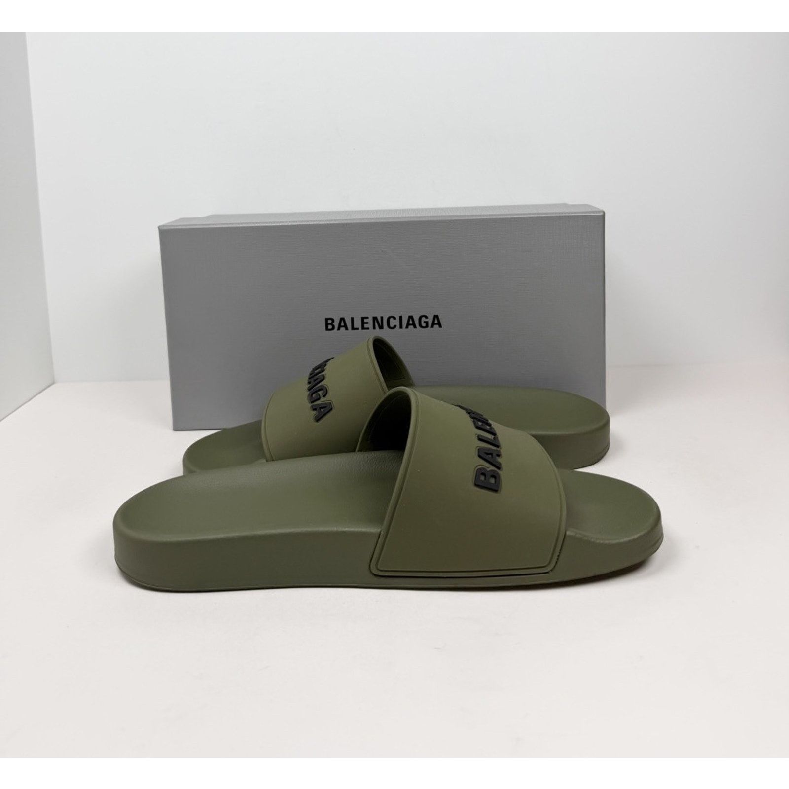 Balenciaga Size 41EU/8US - Balenciaga Olive Green Pool Slides NEW Size US 8 / EU 41 - 5 Thumbnail