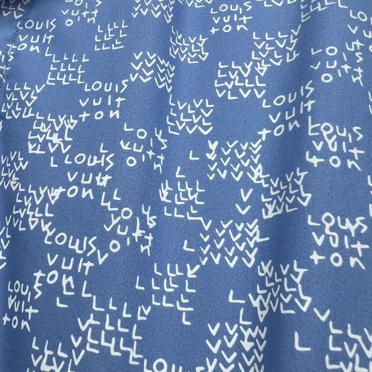 Louis Vuitton LV blue pin airplane logo short-sleeve shirt S new Size US S / EU 44-46 / 1 - 6 Thumbnail