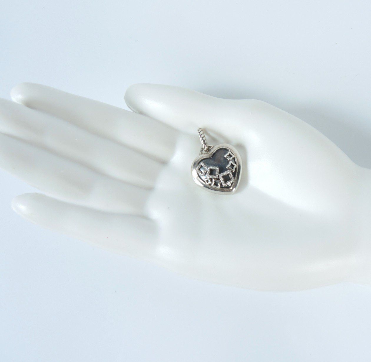 David Yurman o1smst1ft0424 Silver 41 Brilliant Cut Diamond Heart Locket Size ONE SIZE - 2 Thumbnail