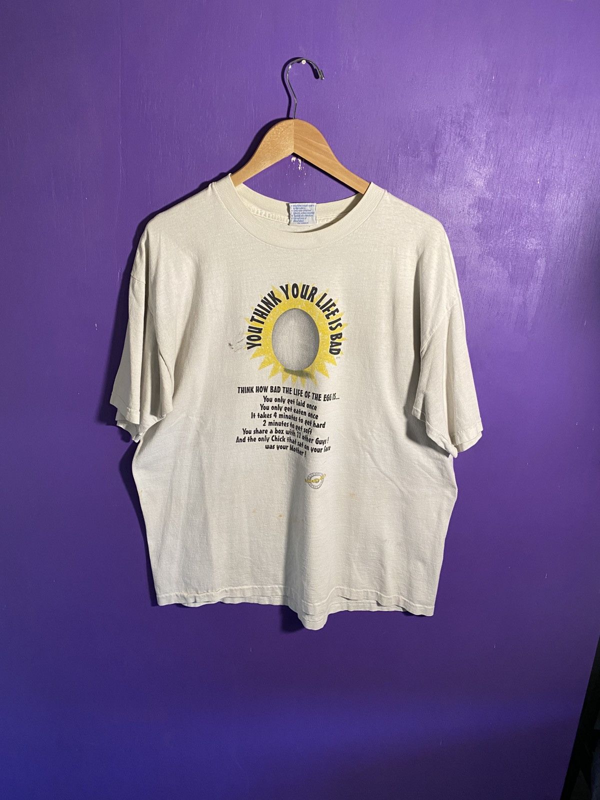 Other Vintage 90s you think your life is bad egg text tee Size US XL / EU 56 / 4 - 1 Thumbnail