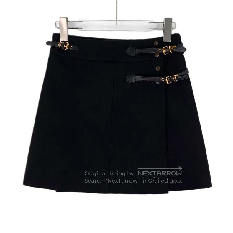 Louis Vuitton Louis Vuitton 23 Casual Skirts with Black Sheepskin and Le Size 33" - 1 Thumbnail