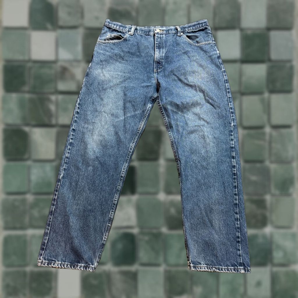 Wrangler VINTAGE Wrangler Jeans Mens 40 x 30 Relaxed Fit Blue Denim 100% Cotton Western Dad Mens Jeans Regular 30 In Inseam Blue Straight Denim Wrangler Size US 40 / EU 56 - 1 Thumbnail