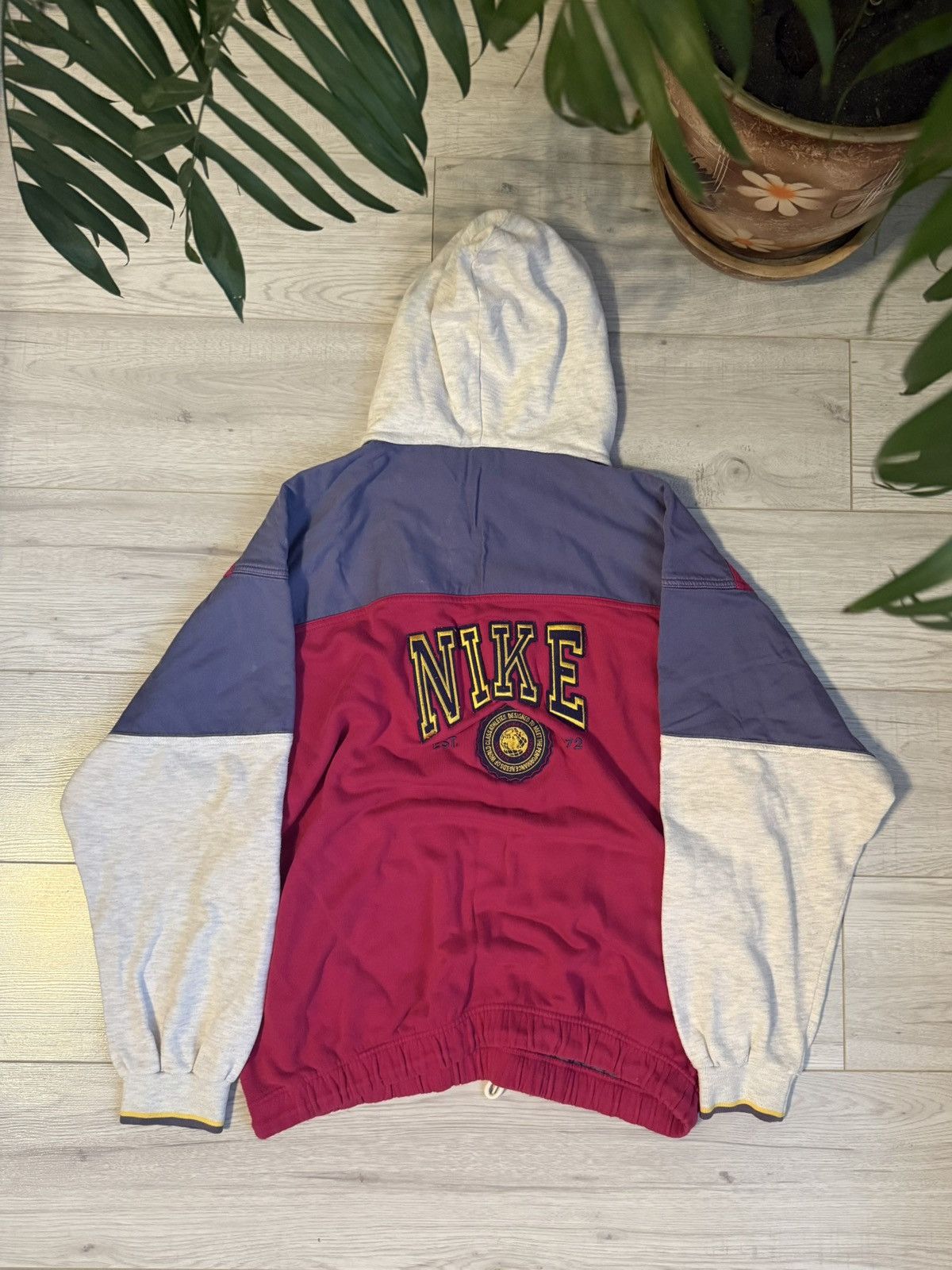 Nike Vintage Nike Hoodie jacket 90’s rare shirt big logo Size US L / EU 52-54 / 3 - 1 Thumbnail