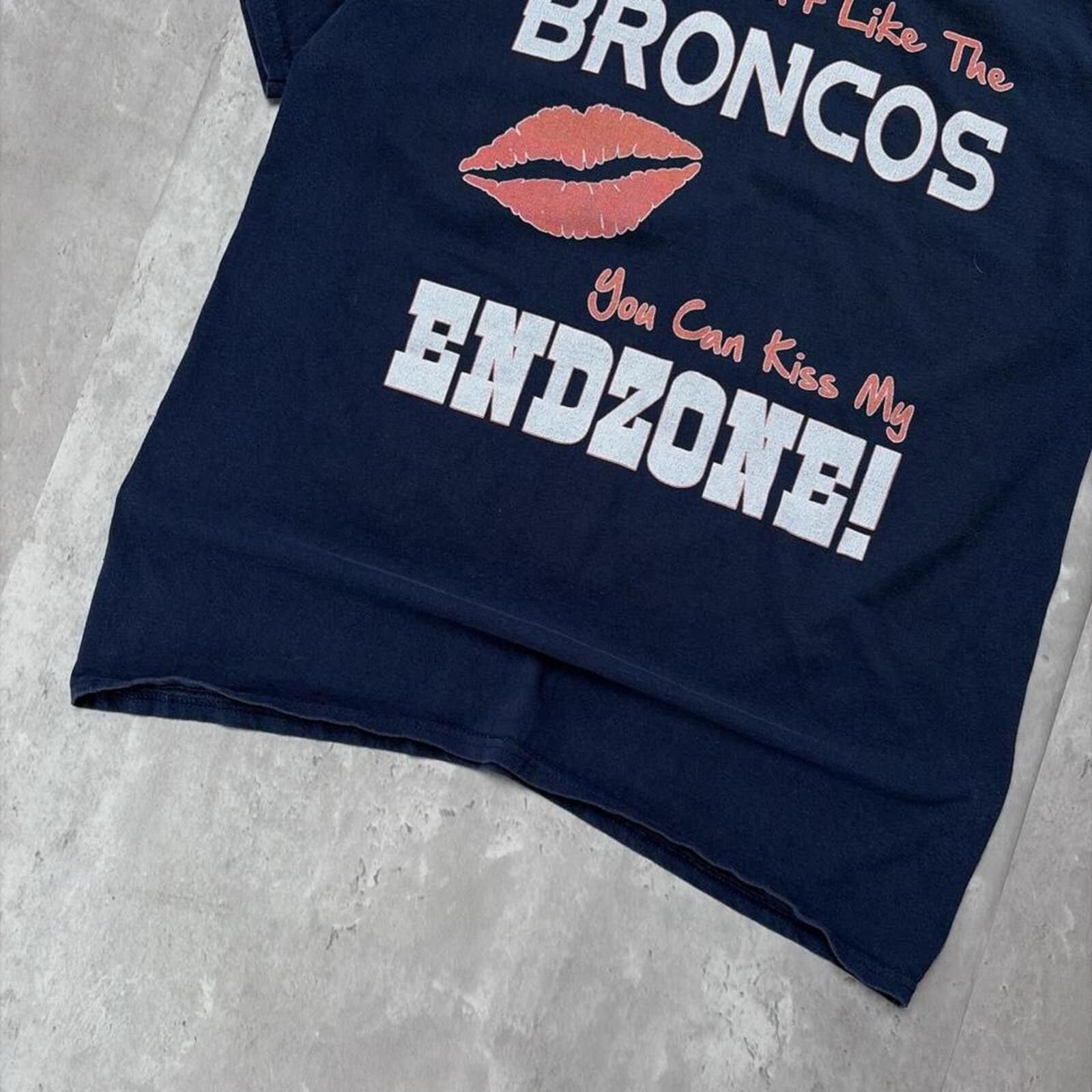 NFL Vintage NFL Denver Broncos Funny Comedy Football T-Shirt Size US L / EU 52-54 / 3 - 4 Thumbnail