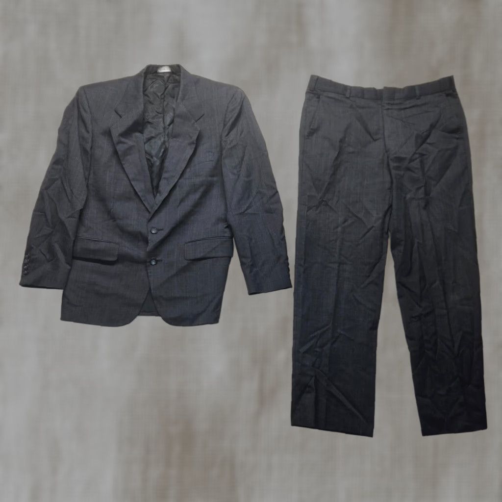 Vintage VINTAGE John Alexander Gray Plaid Blazer Jacket Set with Pants Adult Men's Size 38R Regular Fit Sports Suit Size 38R - 1 Thumbnail
