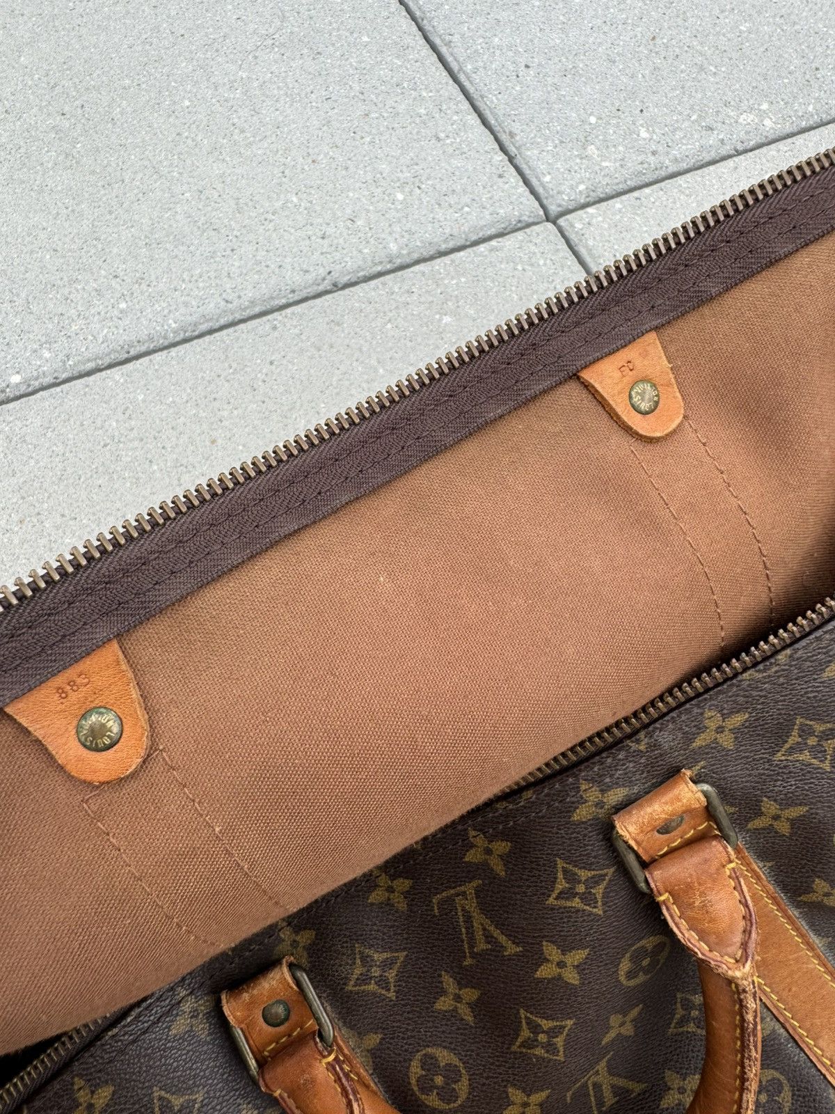 Louis Vuitton Louis Vuitton 60 Monogram Duffel Size ONE SIZE - 8 Thumbnail
