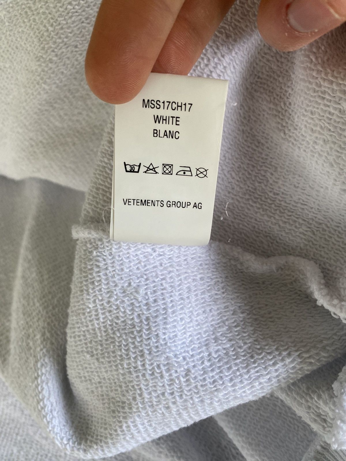 Champion × Vetements VETEMENTS SS17 - White Champion Zip Up Size US M / EU 48-50 / 2 - 16 Thumbnail