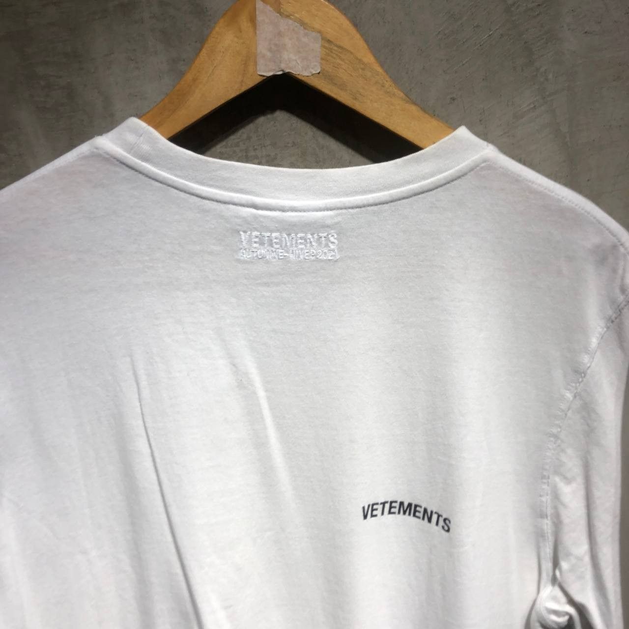 Vetements Vetements logo back to back print tee Size US M / EU 48-50 / 2 - 6 Thumbnail