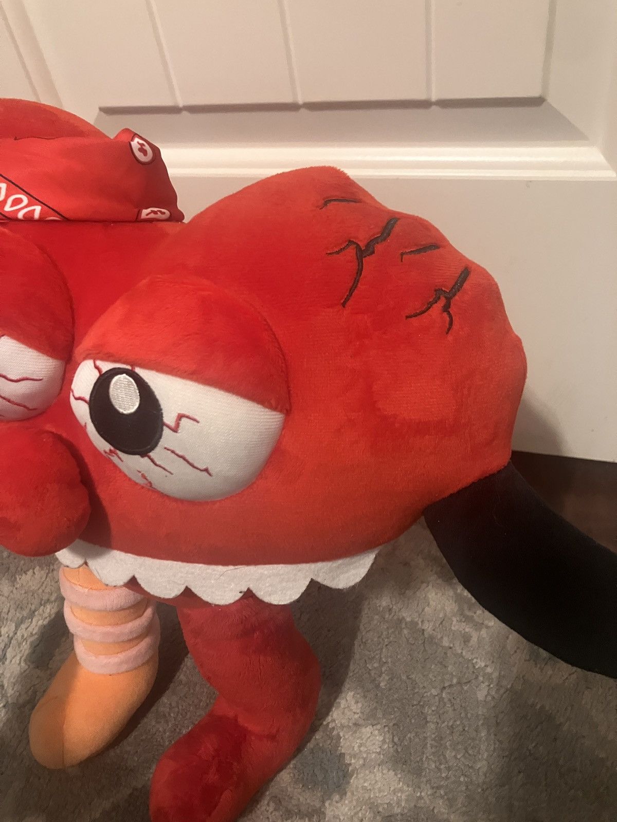 Glo Gang Glo Gang Plush “Broken Heart Red Bandana” Size ONE SIZE - 2 Thumbnail