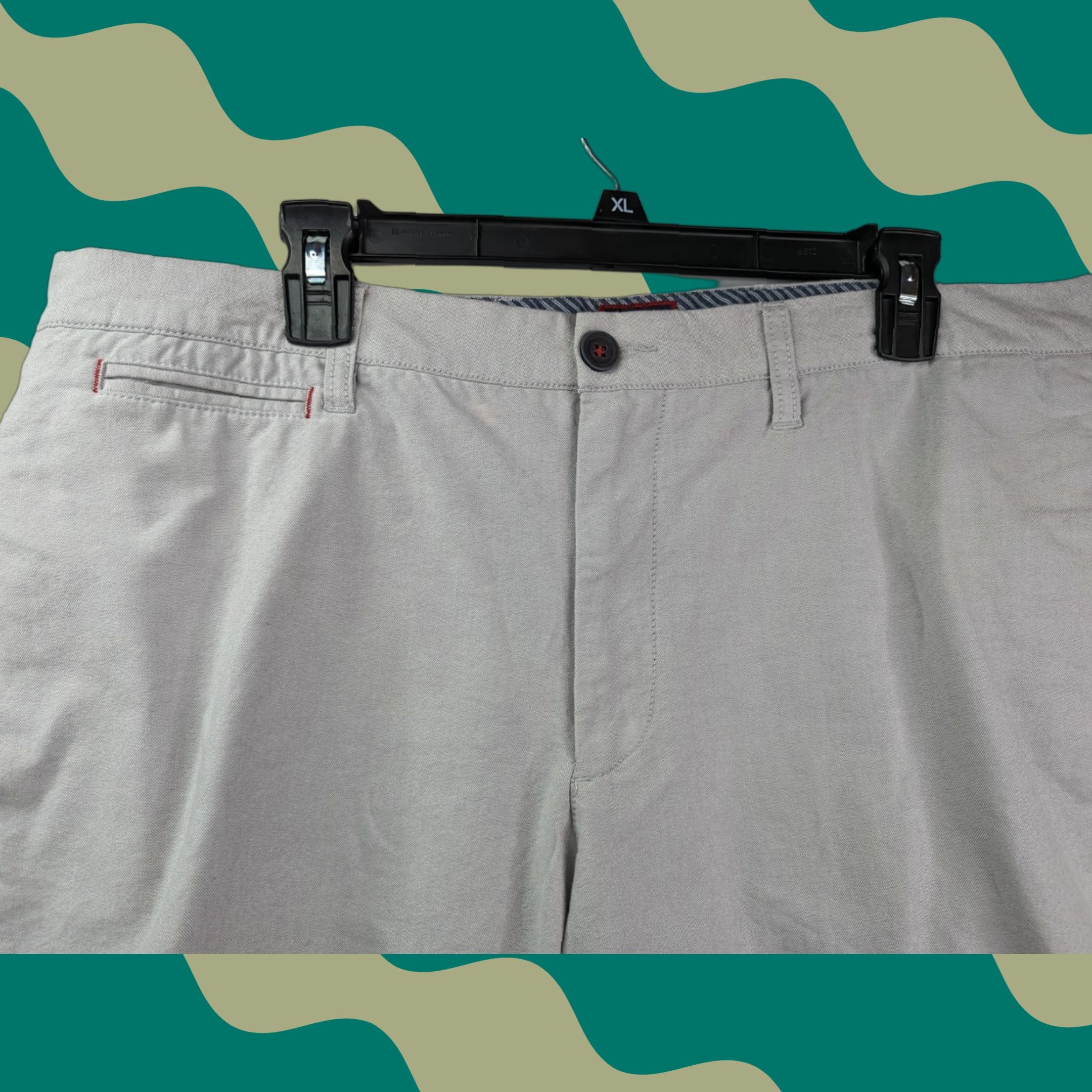UNTUCKit UNTUCKit Chino Shorts Gray Mens 38 Casual Golf 5 Pocket Regular Rise Mid Inseam 9 in Adult 5-Pocket Filled Logo Size US 38 / EU 54 - 1 Thumbnail