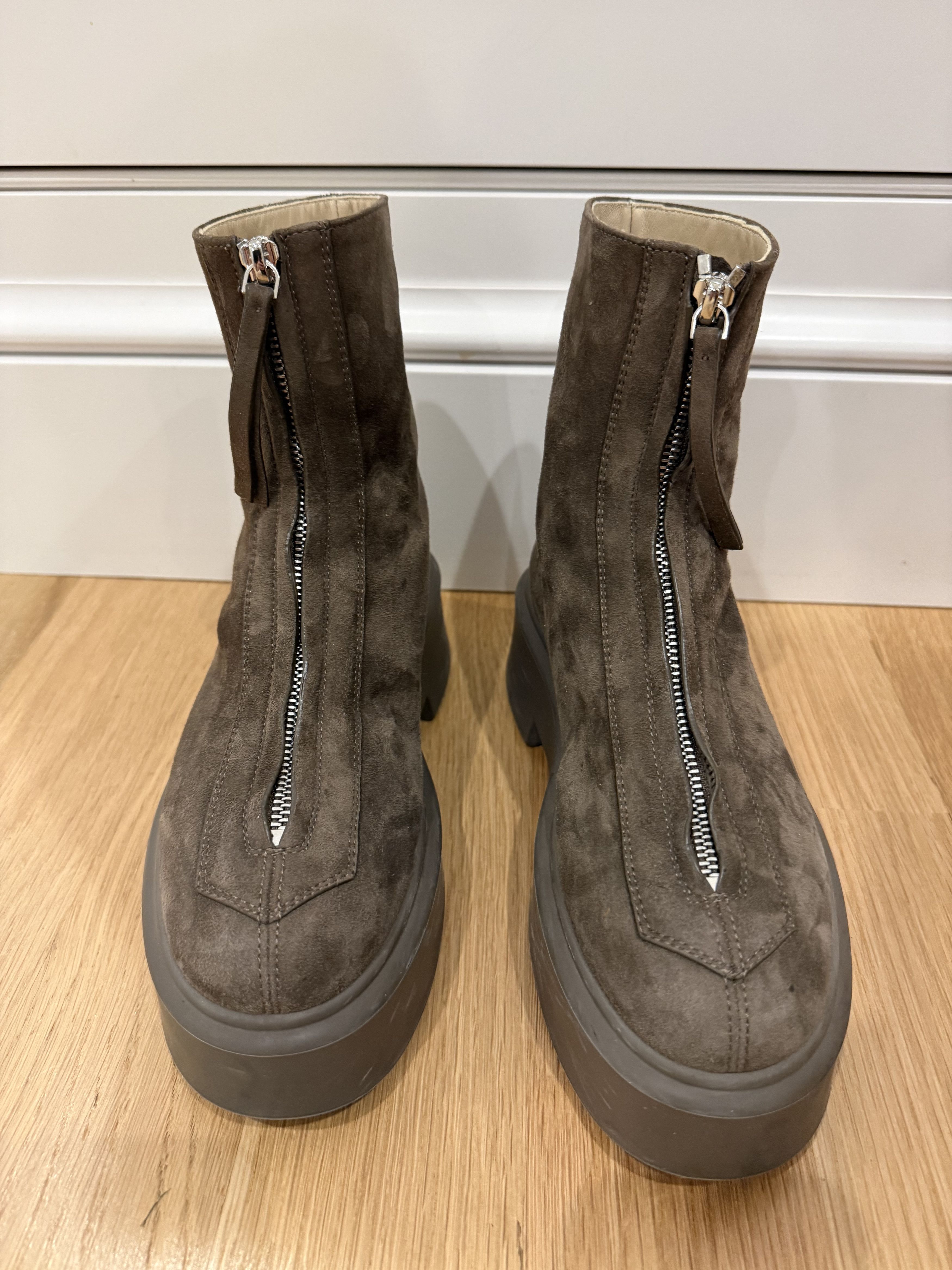 The Row The Row Zipped Boot Size US 5 / IT 35 - 6 Thumbnail