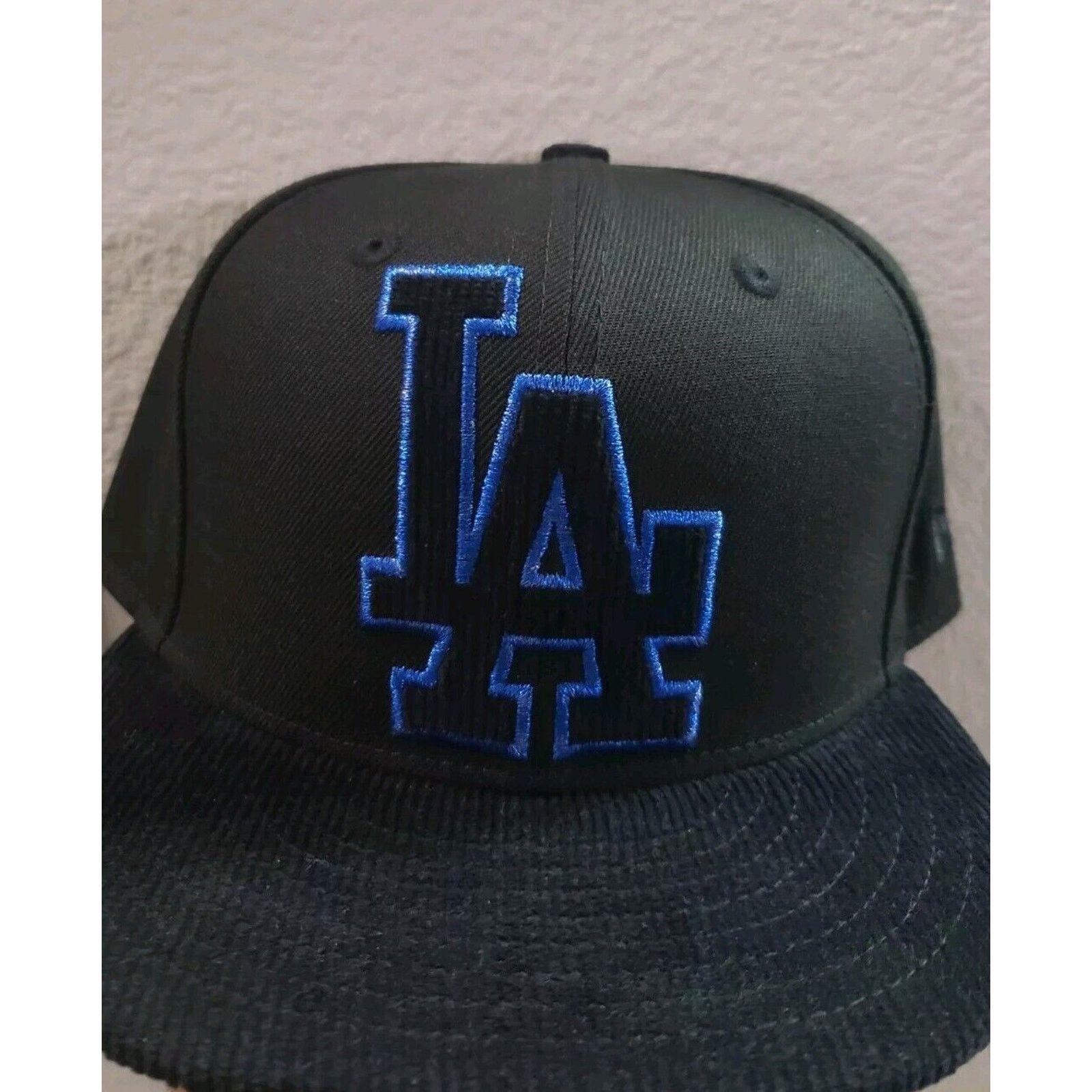 New Era Los Angeles Dodgers Hat Corduroy 5950 7 3/8 Black New Era Size ONE SIZE - 1 Thumbnail