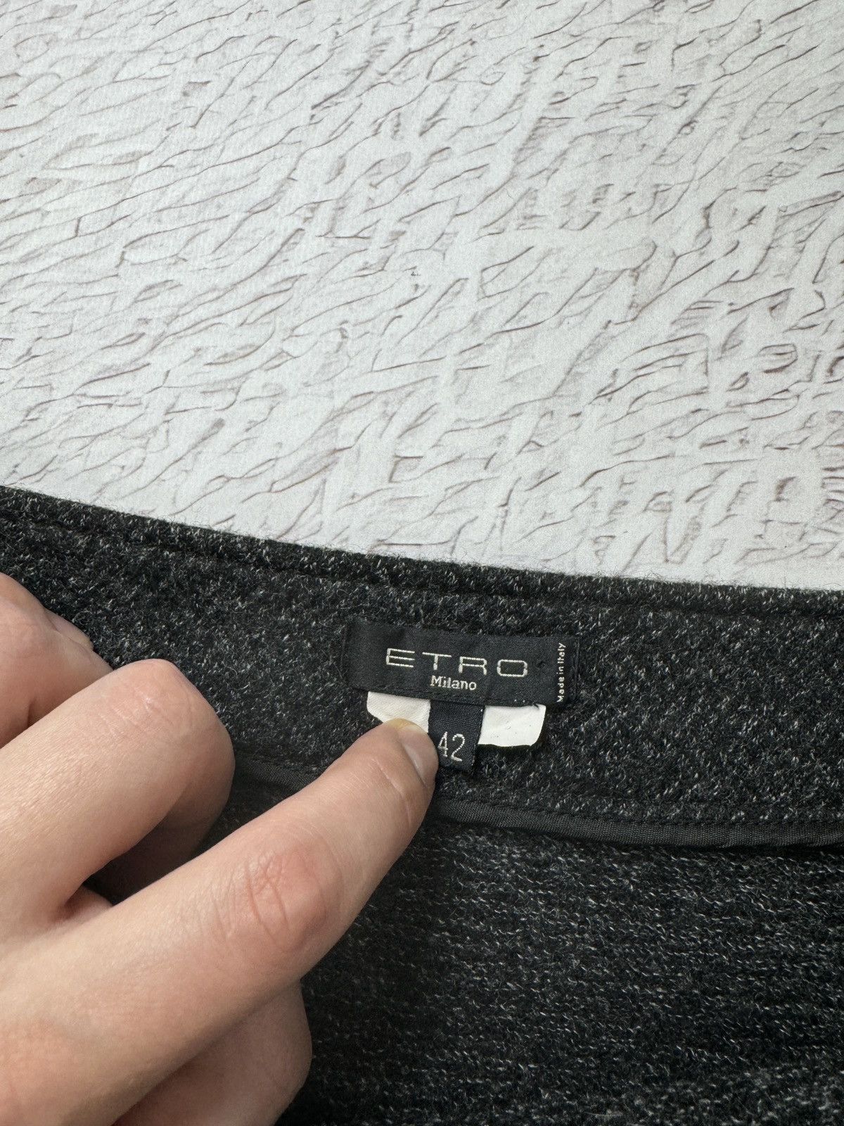Etro Etro Milano grey wool checkered midi skirt made in Italy Size 28" / US 6 / IT 42 - 6 Thumbnail