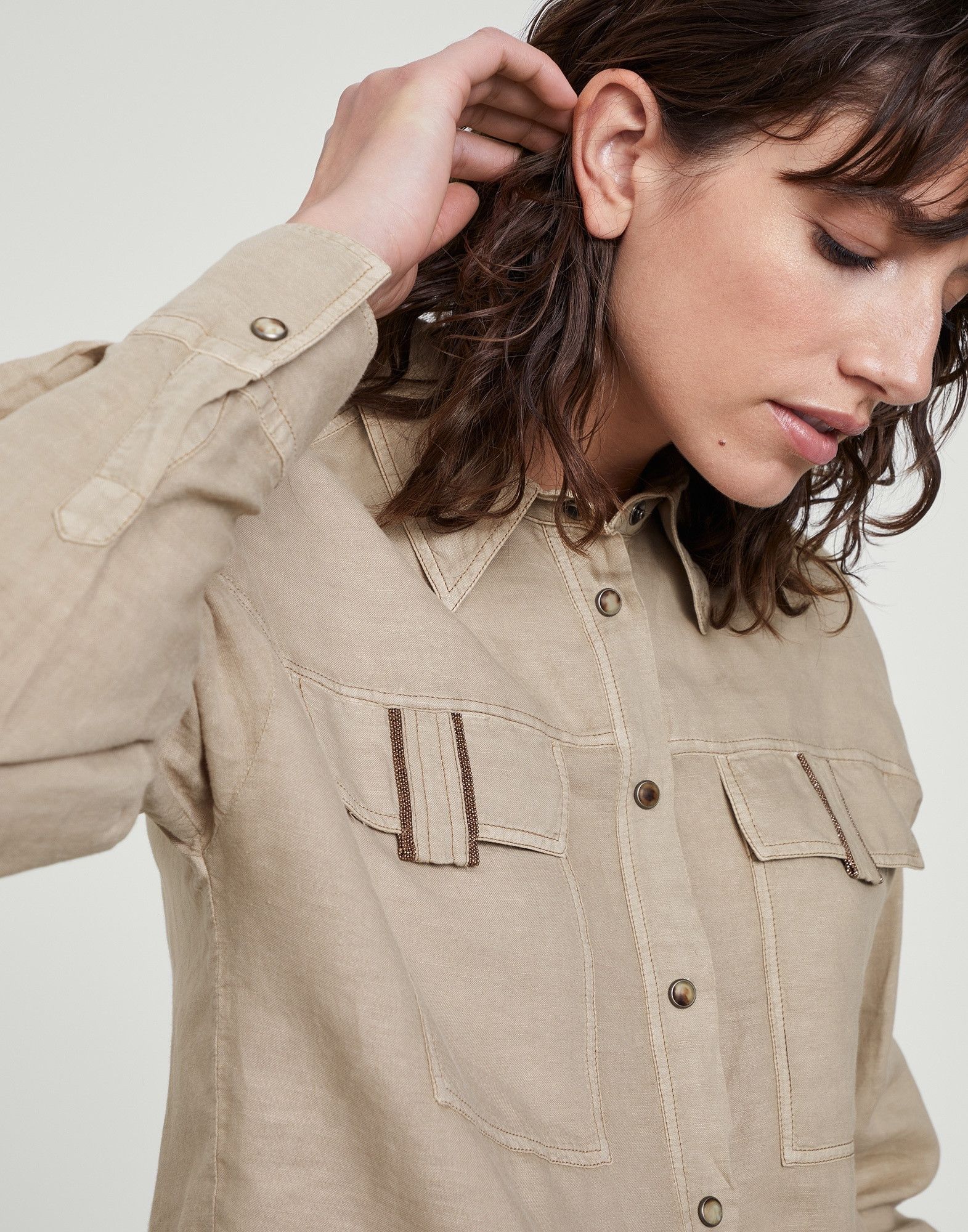 Brunello Cucinelli o1y0725 Shirt in Beige Size XL / US 12-14 / IT 48-50 - 2 Thumbnail
