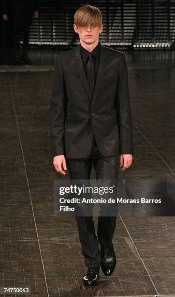 AW2007 Blazer, view 3