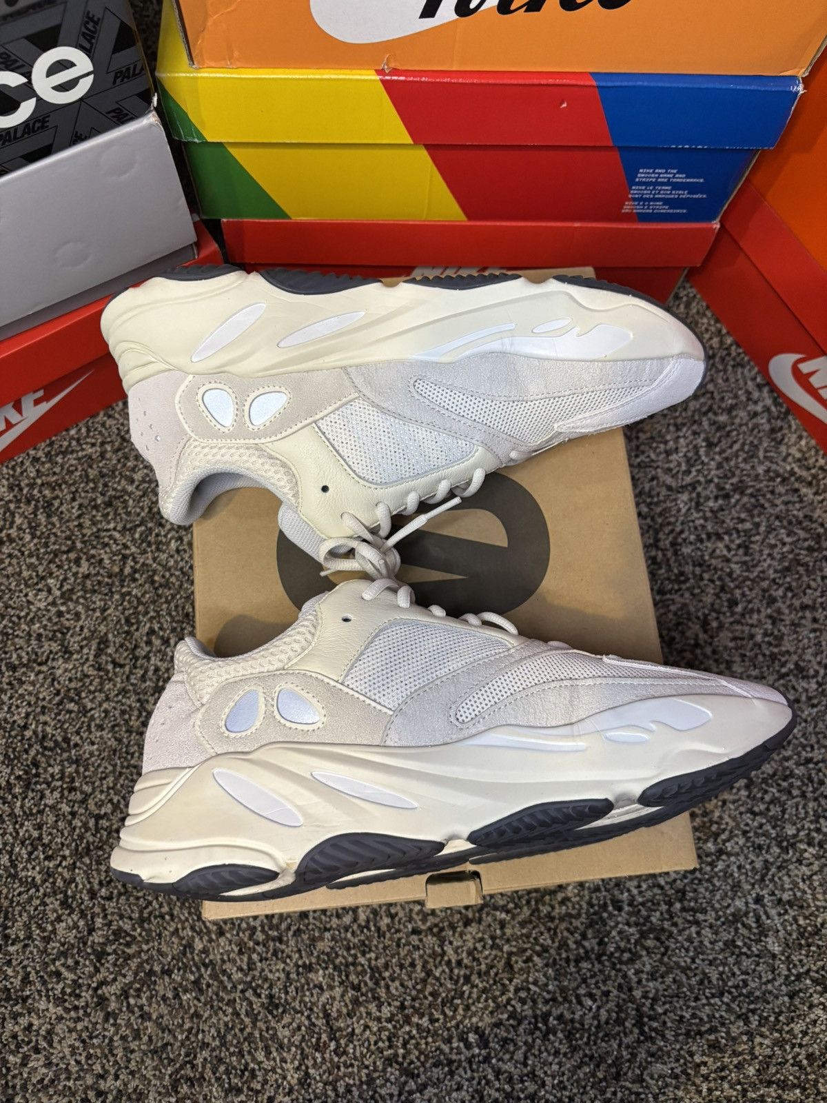 Adidas × Kanye West Adidas Yeezy Boost 700 ‘analog’ 2023 Size US 11 / EU 44 - 5 Thumbnail