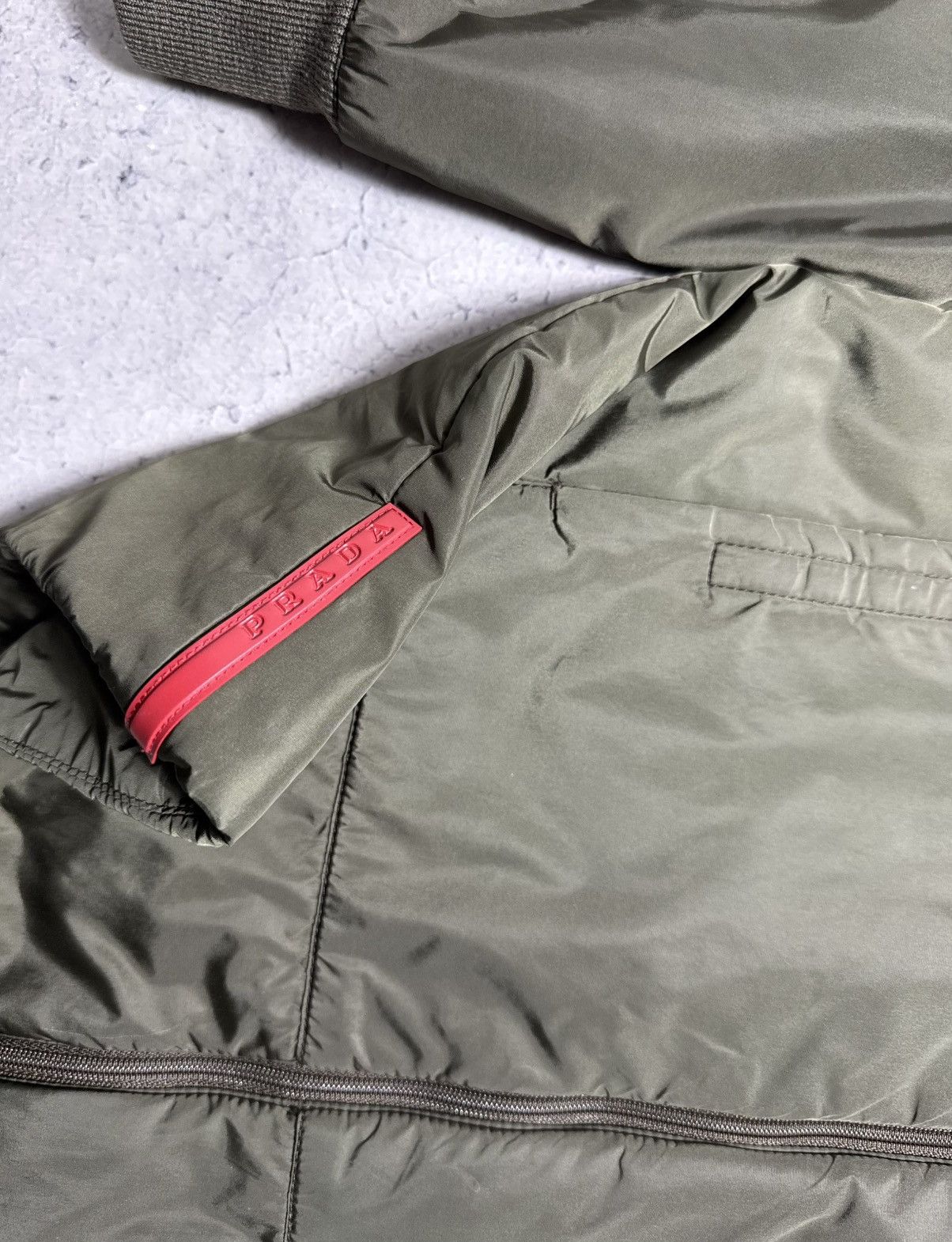 Prada Prada Milano Red Tab Bomber Puffer Jacket Size US S / EU 44-46 / 1 - 6 Thumbnail