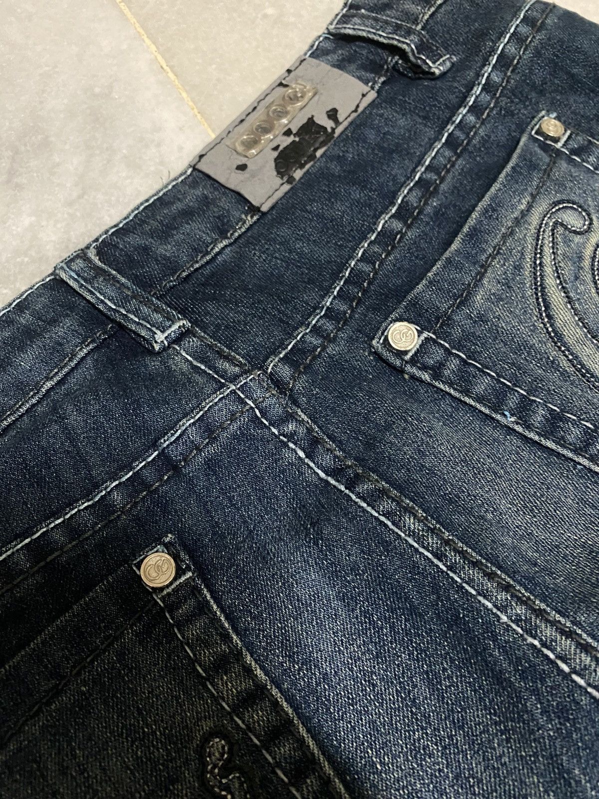 Coogi Vintage COOGI Embroidered Logo Denim Jeans - Y2K Flare Size 30" / US 8 / IT 44 - 15 Thumbnail