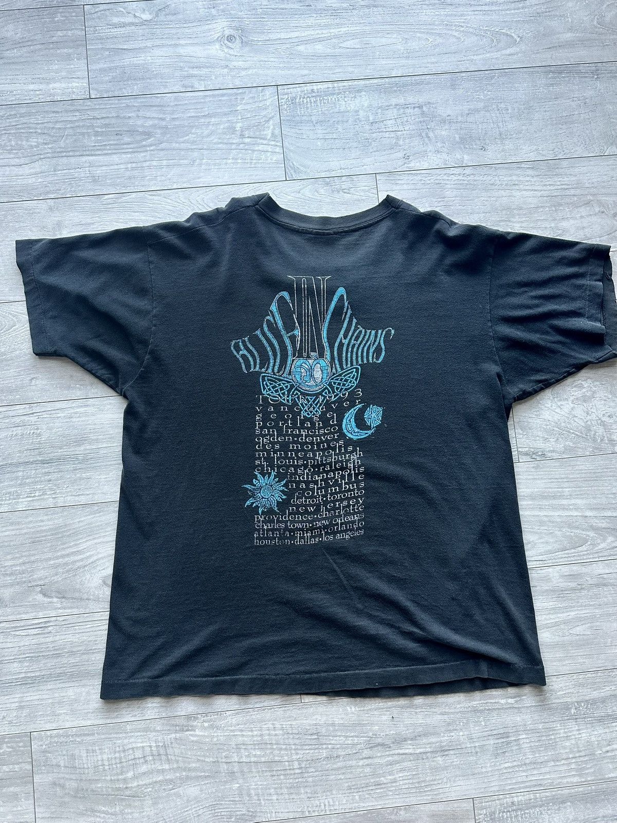 Vintage Alice in chains 1993 vintage tee xl Size US XL / EU 56 / 4 - 2 Thumbnail