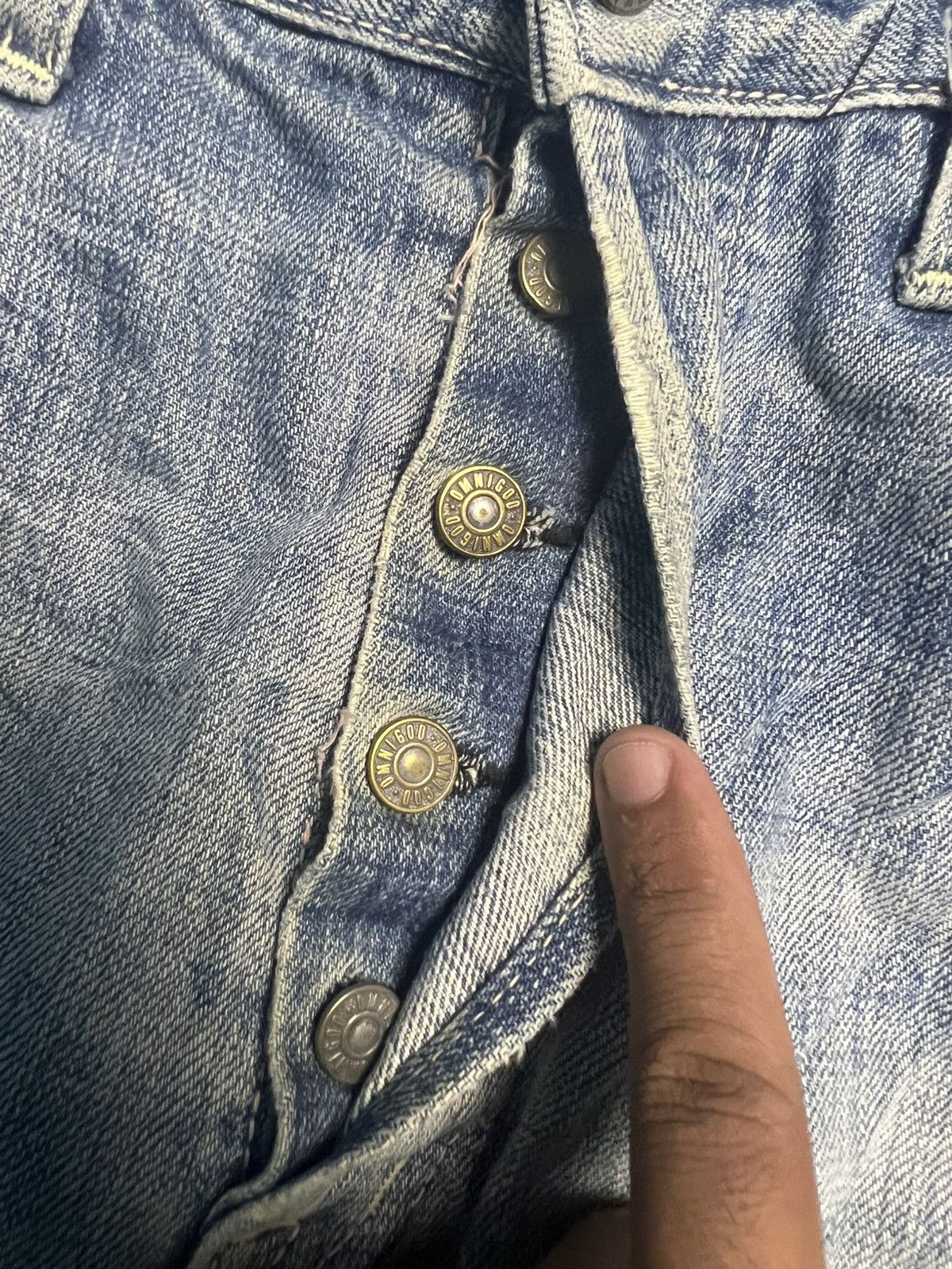 OMNIGOD VTG OMNIGOD Japan Distressed Thrashed Selvage Denim Jean(47) Size US 33 - 8 Thumbnail