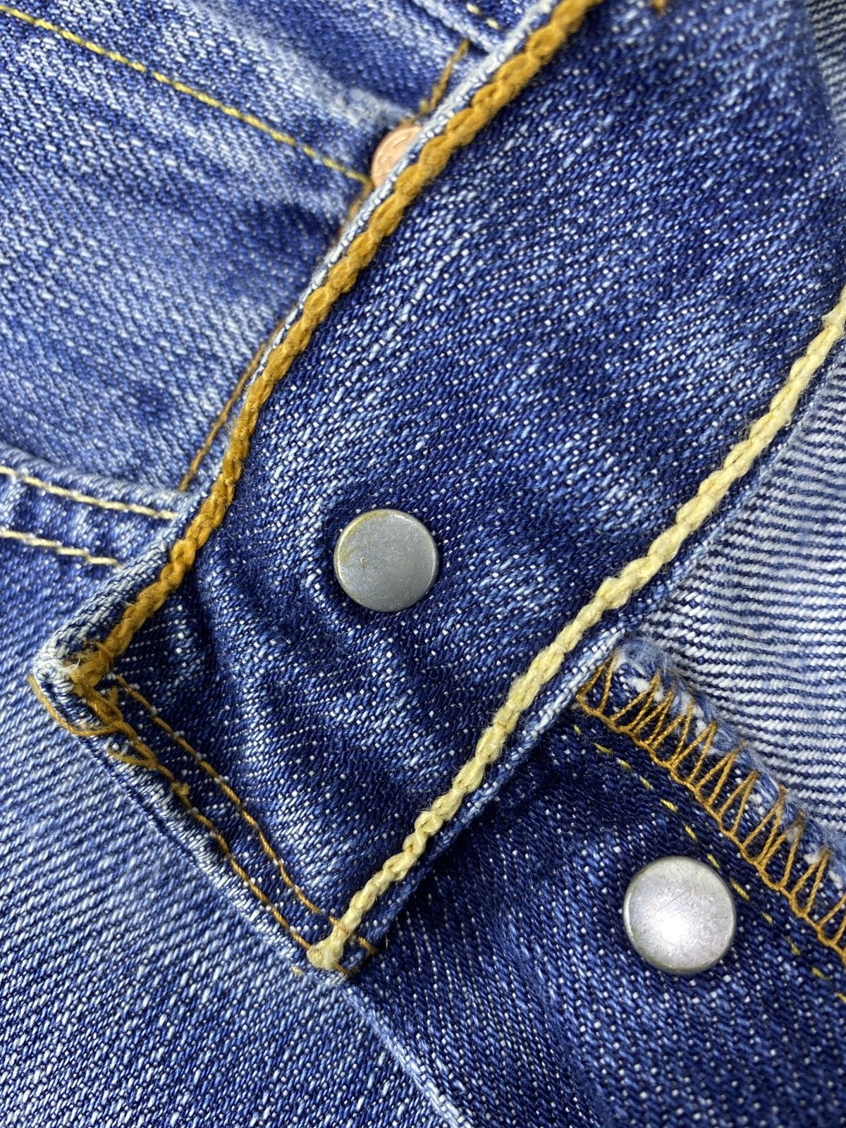 Jean × Levi's × Vintage Vintage Levis 501 Blue Wash Jeans - J966 Size US 29 - 5 Thumbnail