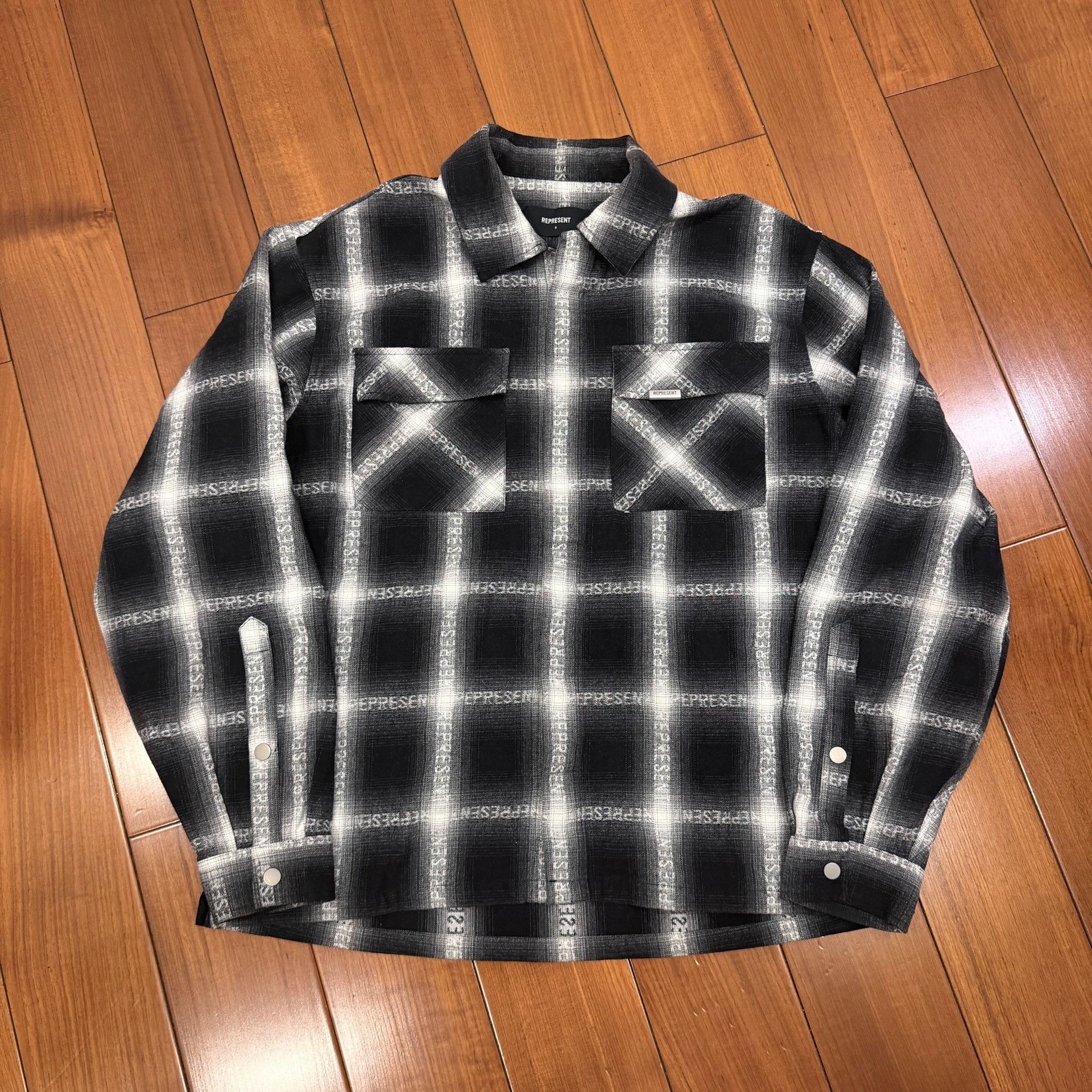 Represent Clo. Represent White Black Print Shirt Jacket Size US S / EU 44-46 / 1 - 1 Thumbnail