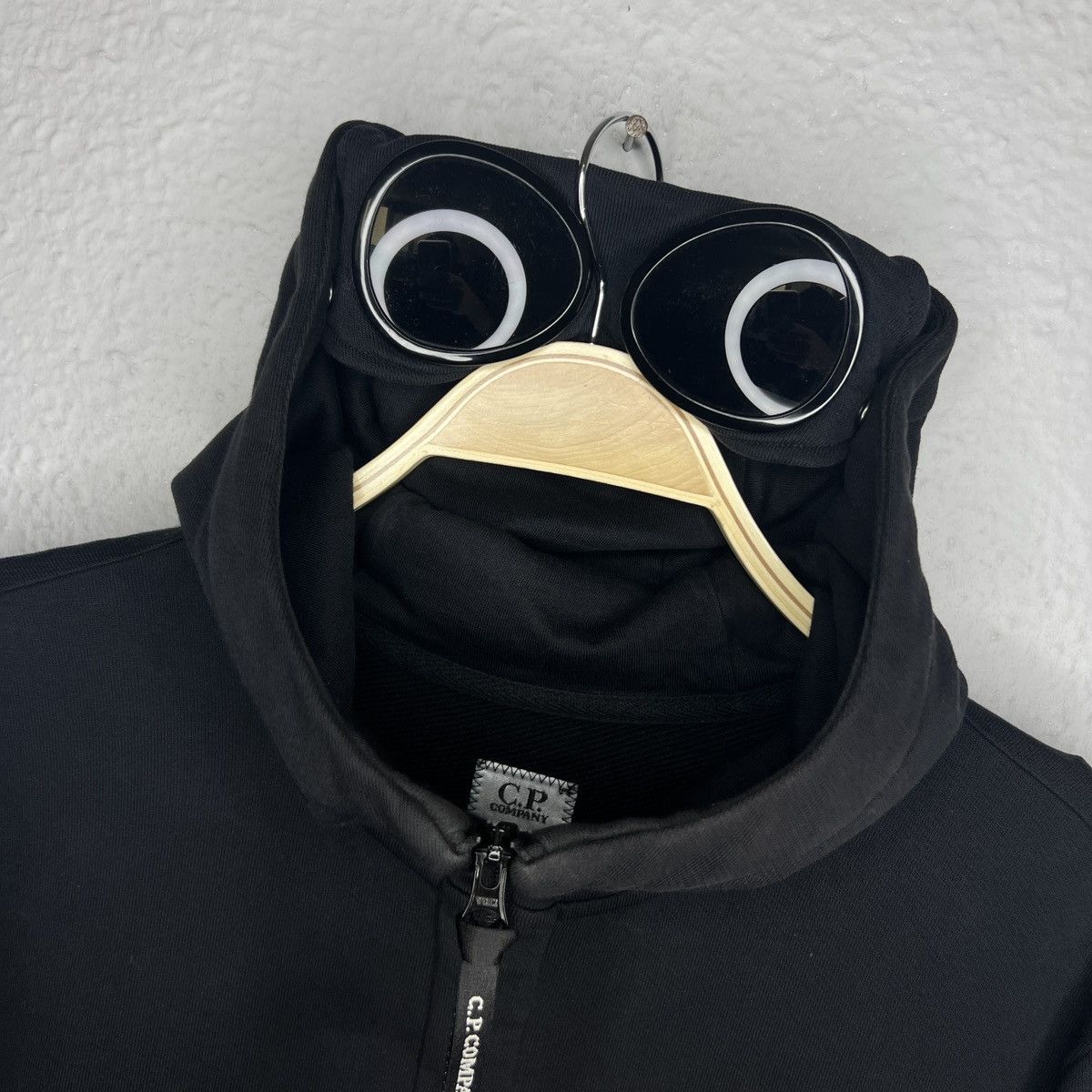 C.P. Company C.P. Company Goggle Hoodie Full Zip Sweatshirt size M Black Size US M / EU 48-50 / 2 - 5 Thumbnail